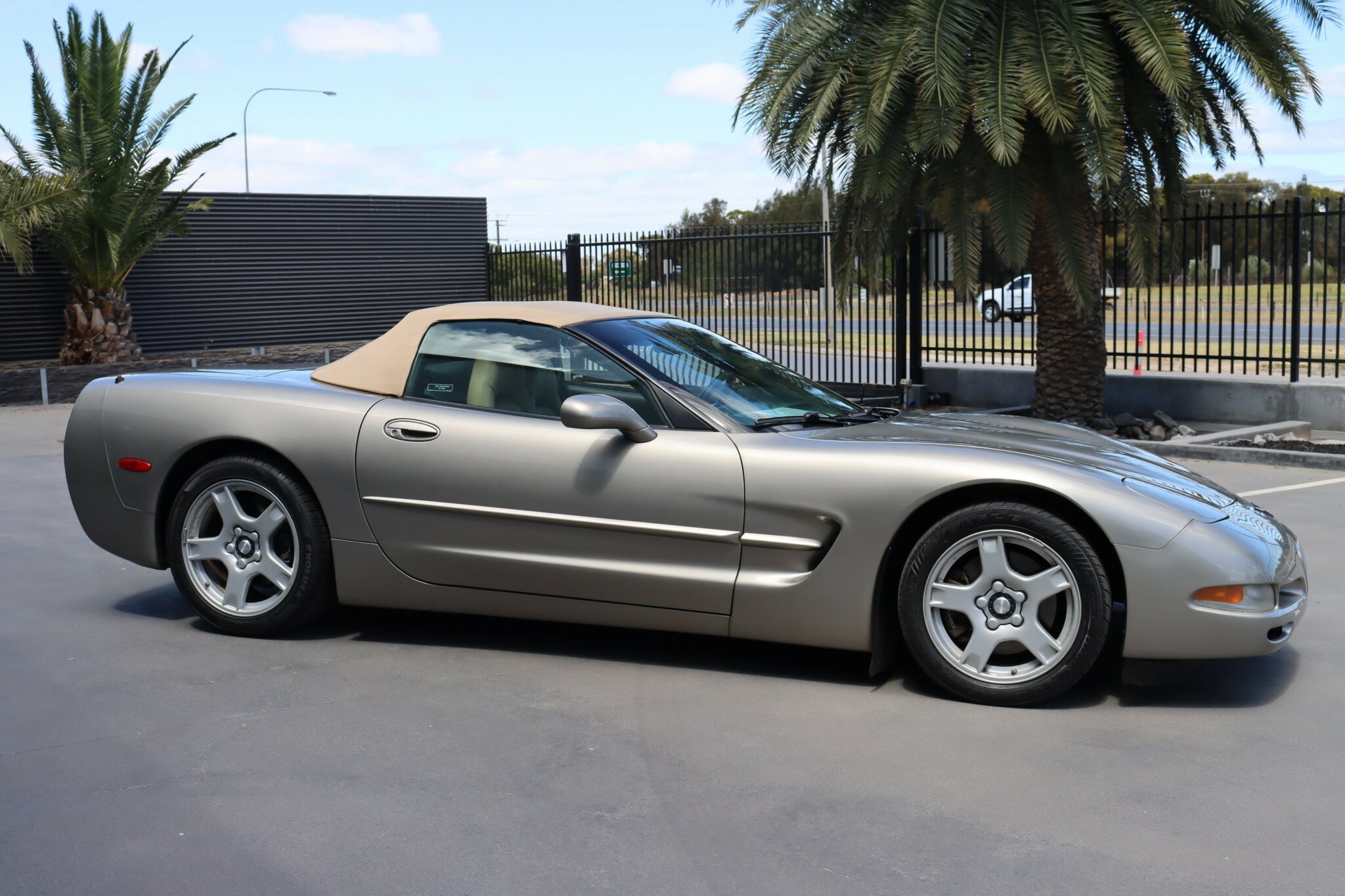 1998 CHEVROLET CORVETTE C5 CONVERTIBLE