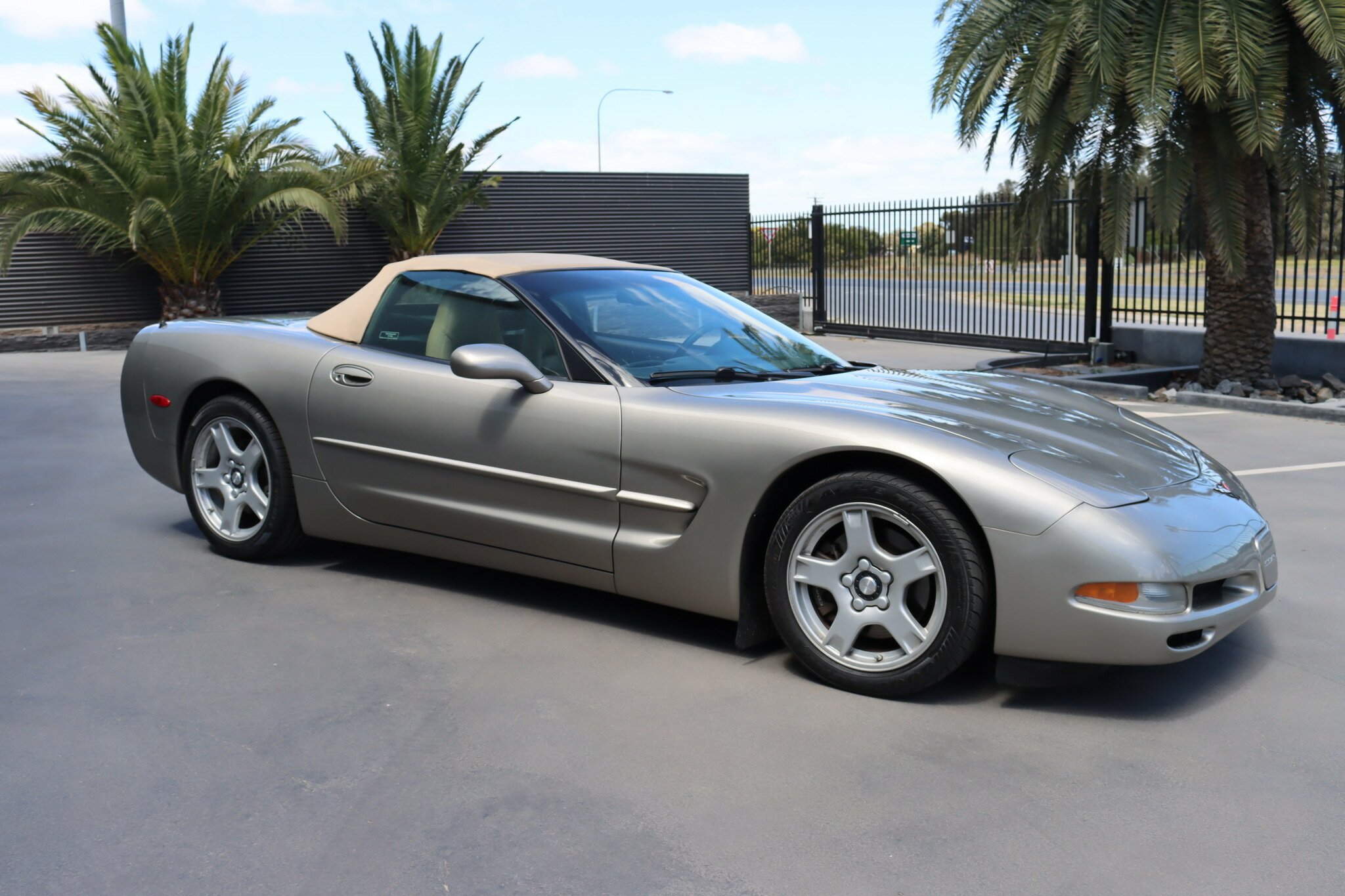 1998 CHEVROLET CORVETTE C5 CONVERTIBLE