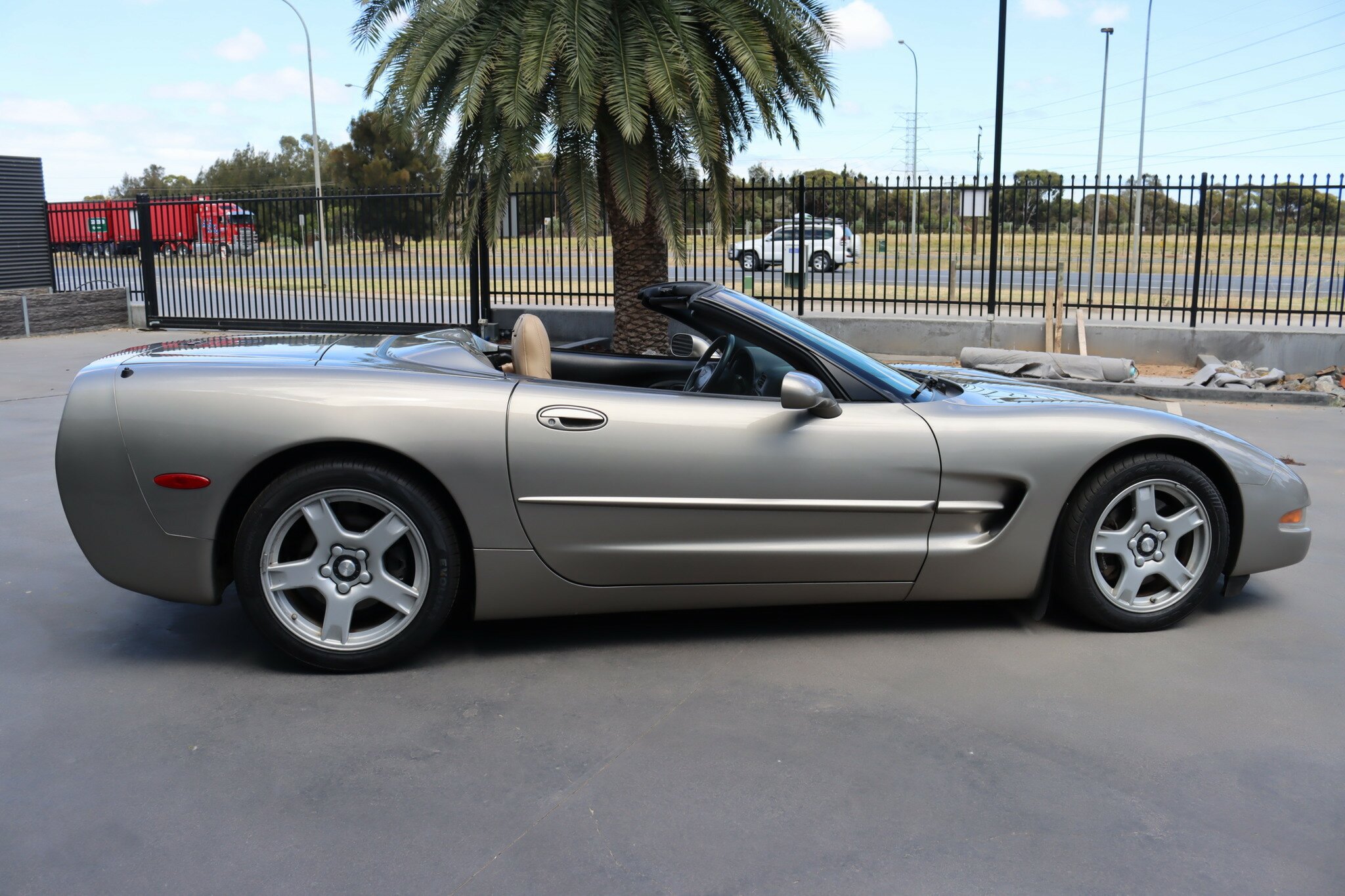 1998 CHEVROLET CORVETTE C5 CONVERTIBLE