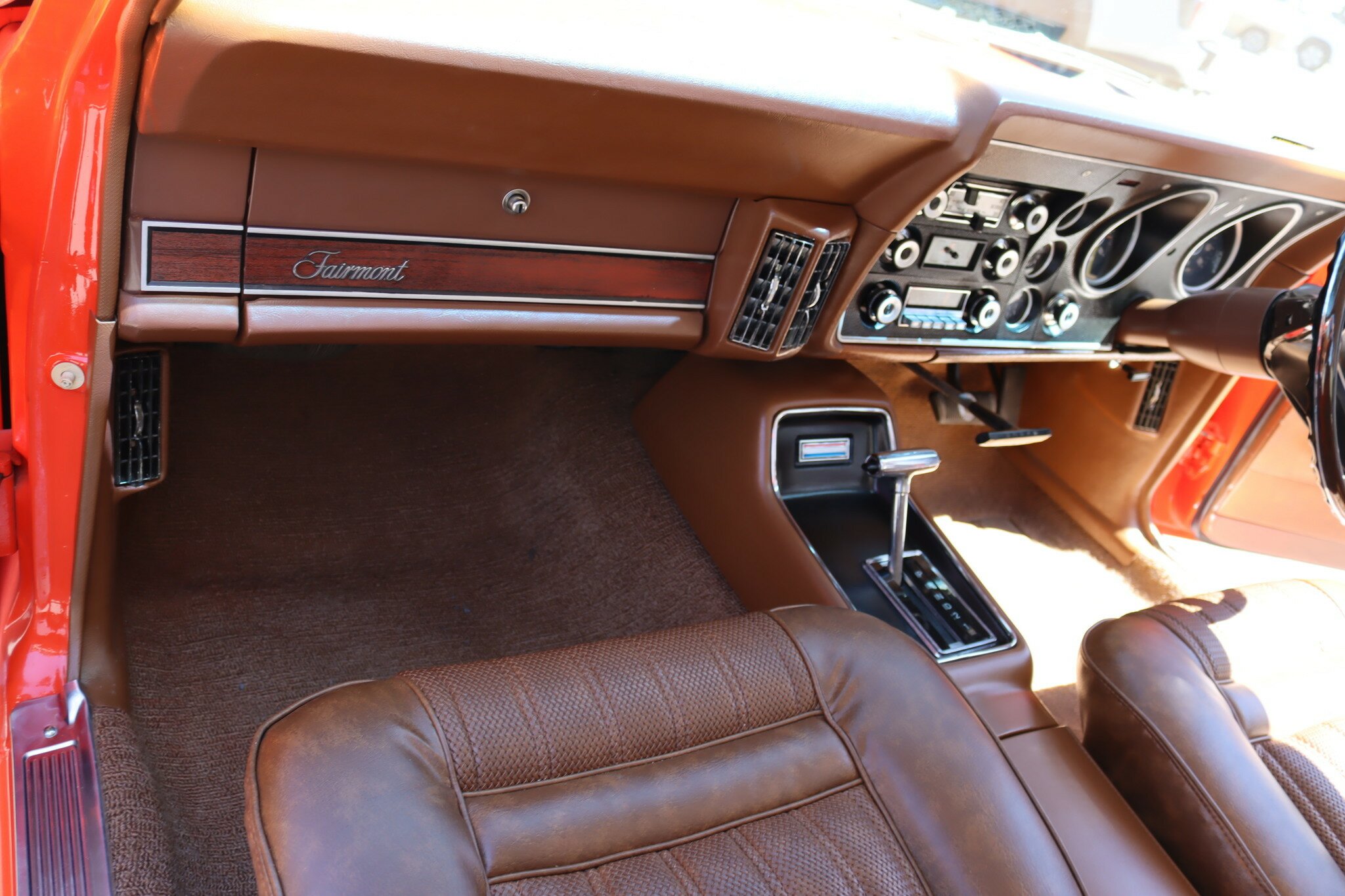 1971 FORD FAIRMONT GS AUTOMATIC SEDAN