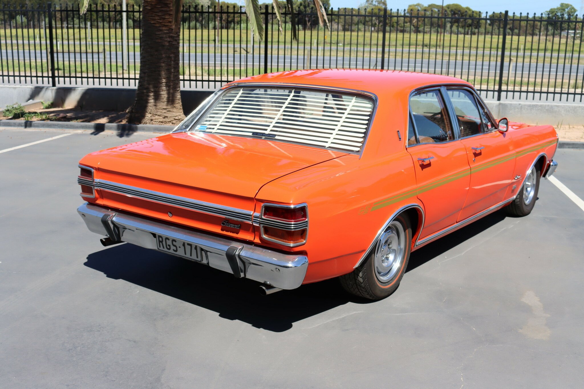 1971 FORD FAIRMONT GS AUTOMATIC SEDAN