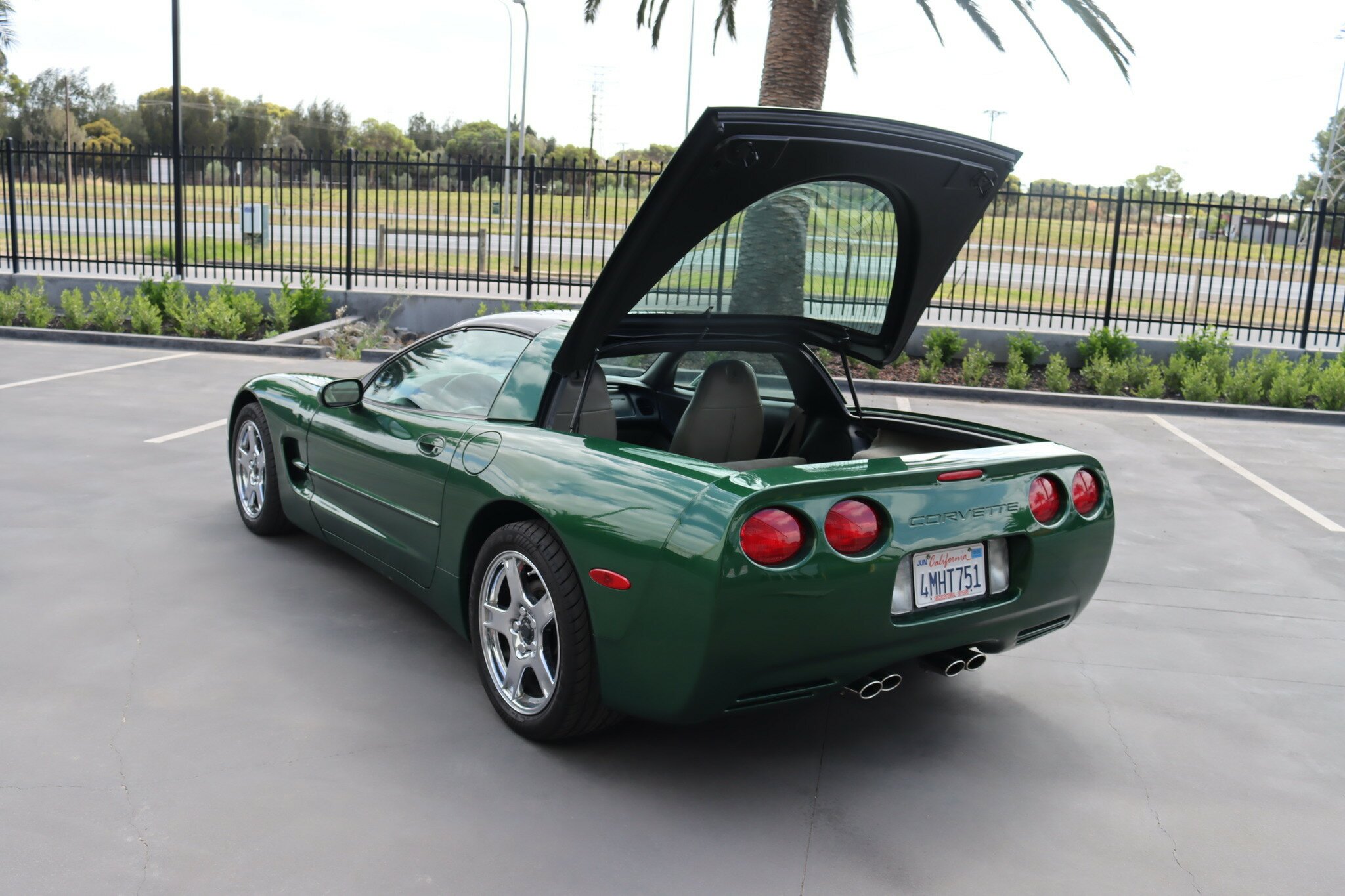 1997 CHEVROLET CORVETTE C5 COUPE