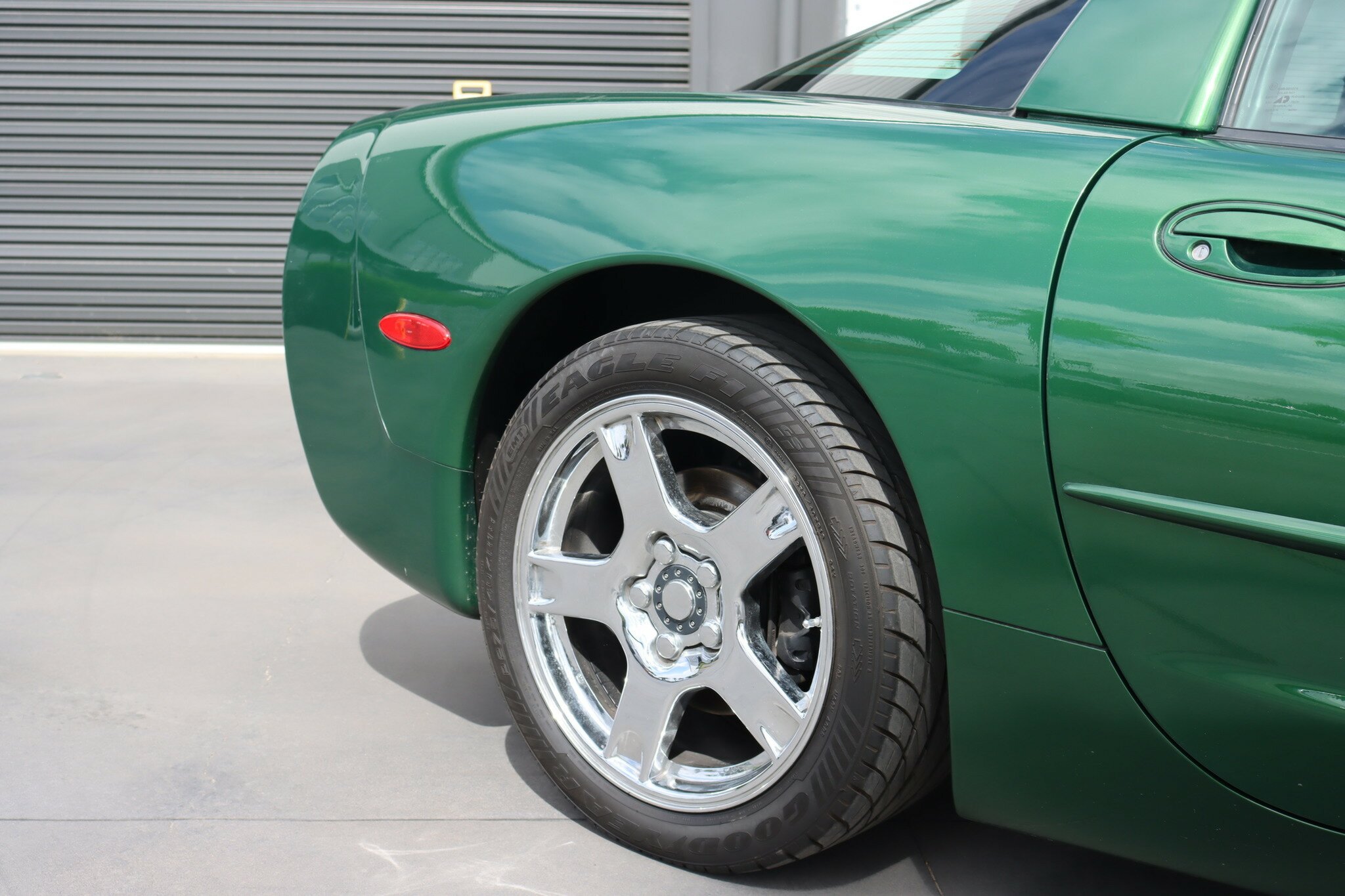 1997 CHEVROLET CORVETTE C5 COUPE