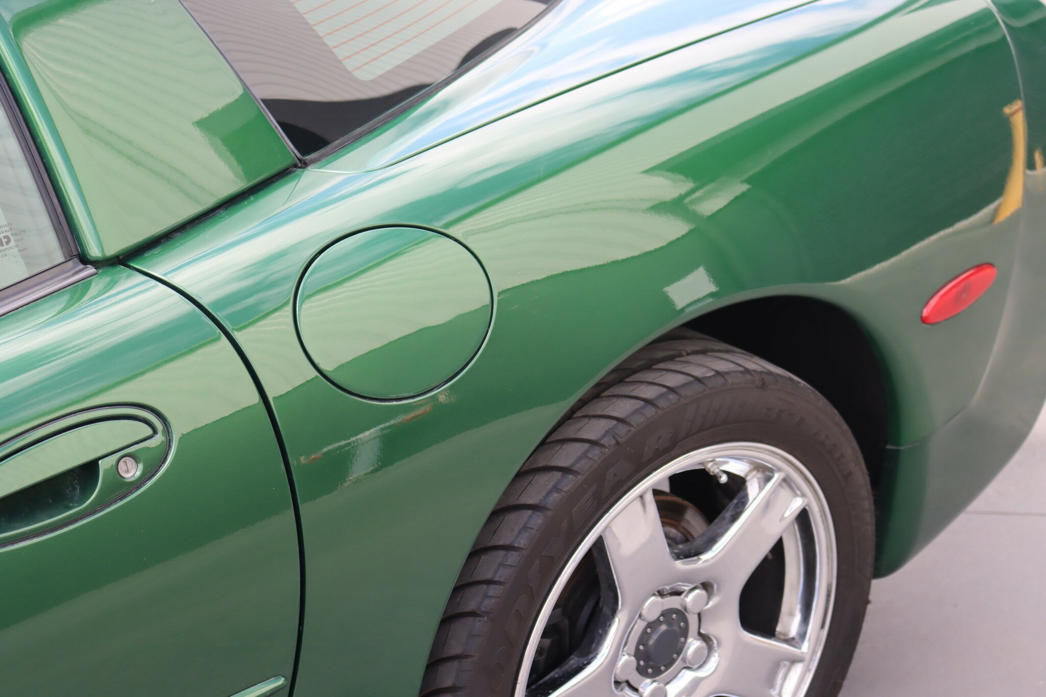 1997 CHEVROLET CORVETTE C5 COUPE