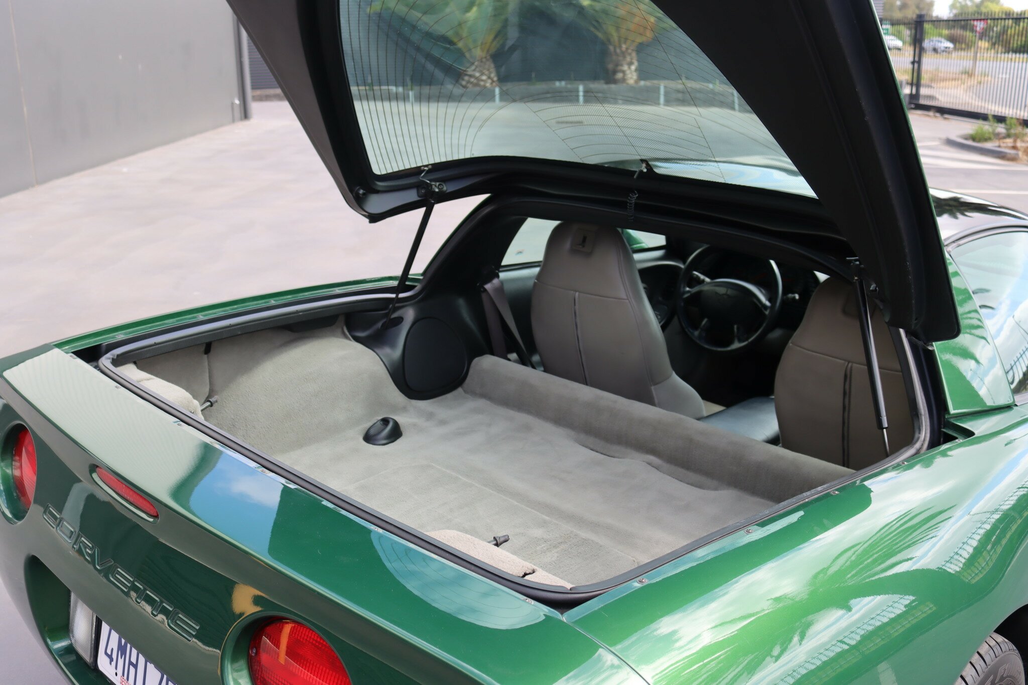 1997 CHEVROLET CORVETTE C5 COUPE