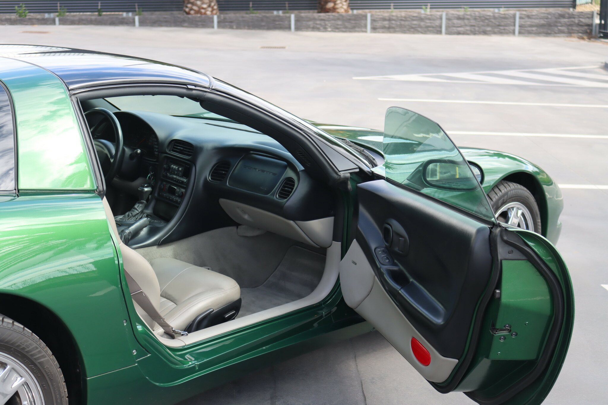 1997 CHEVROLET CORVETTE C5 COUPE