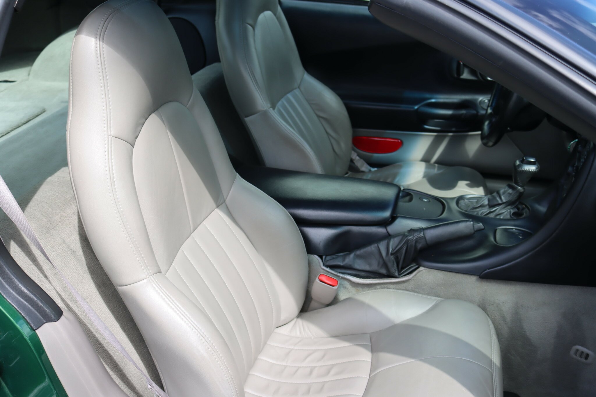 1997 CHEVROLET CORVETTE C5 COUPE