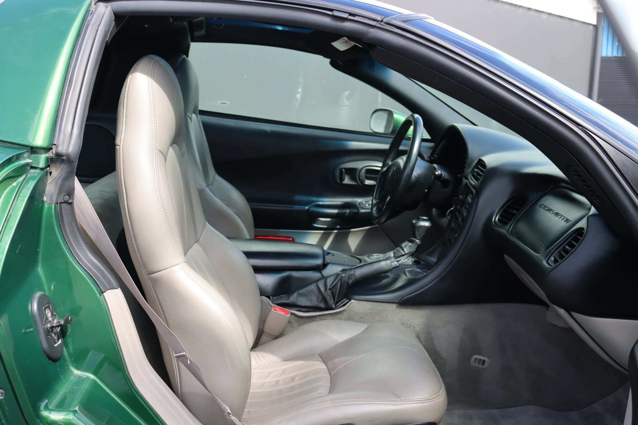 1997 CHEVROLET CORVETTE C5 COUPE