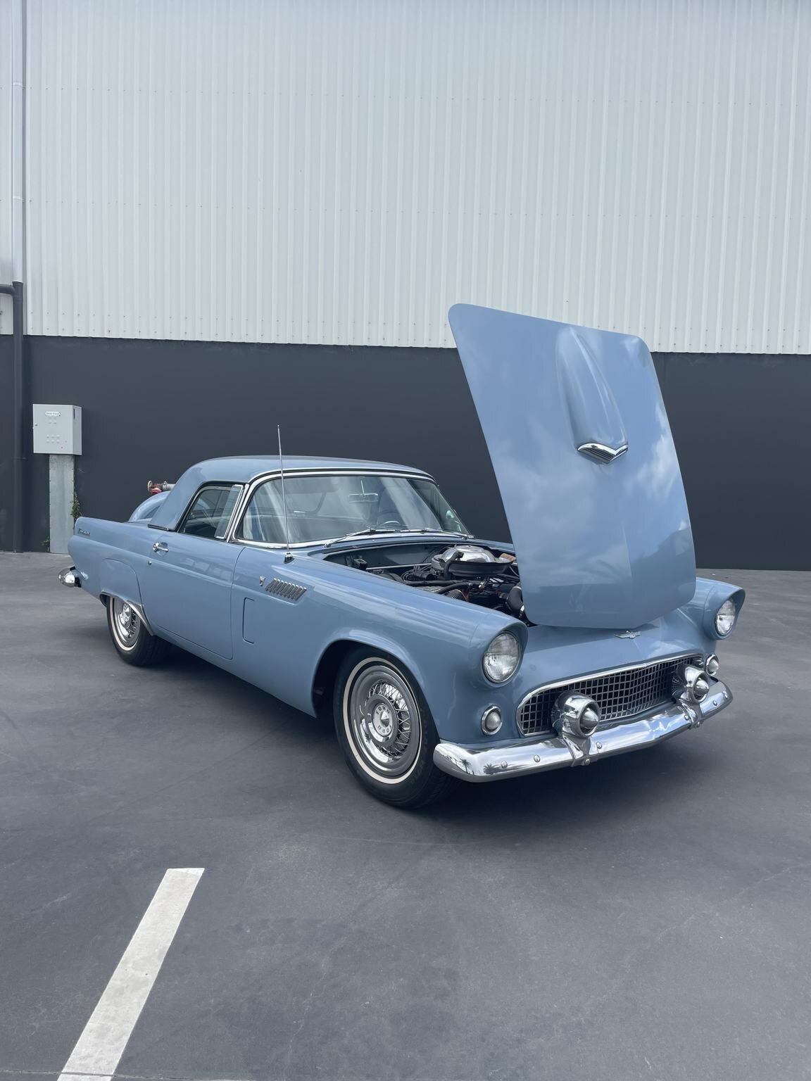 1956 FORD THUNDERBIRD COUPE