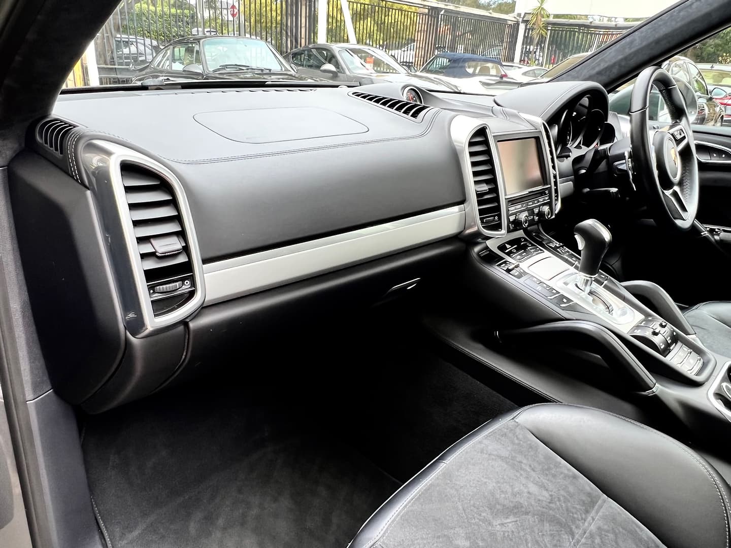 2017 PORSCHE CAYENNE GTS 92A AUTO 4X4 MY17 WAGON