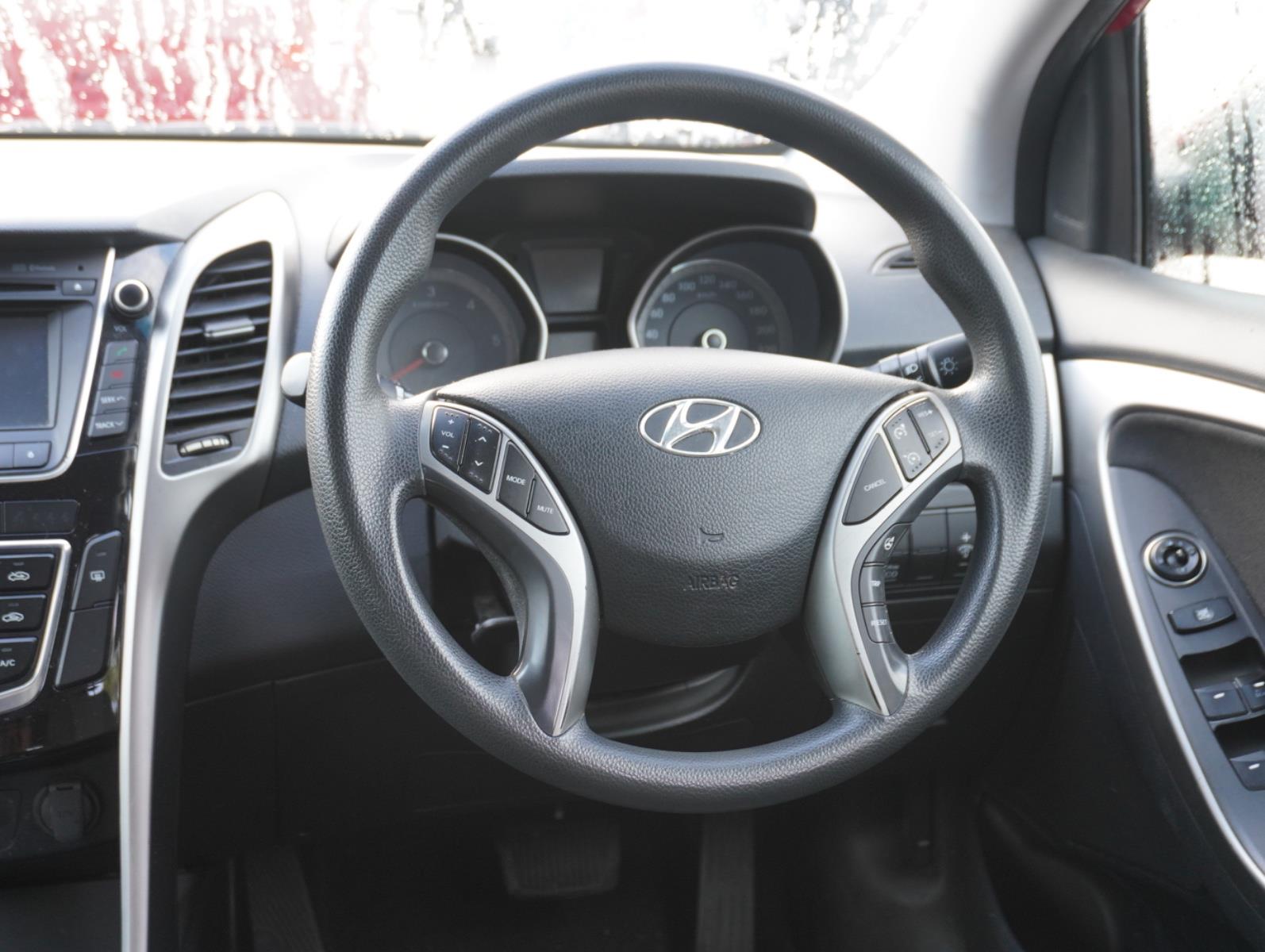 2013 HYUNDAI i30 GD TOURER ACTIVE 1.6 CRDi 6 SP AUTOMATIC 4D WAGON
