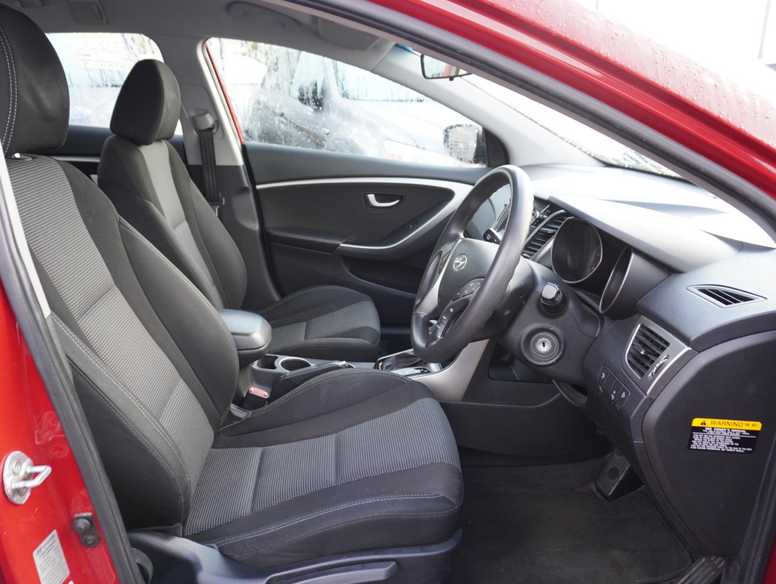 2013 HYUNDAI i30 GD TOURER ACTIVE 1.6 CRDi 6 SP AUTOMATIC 4D WAGON