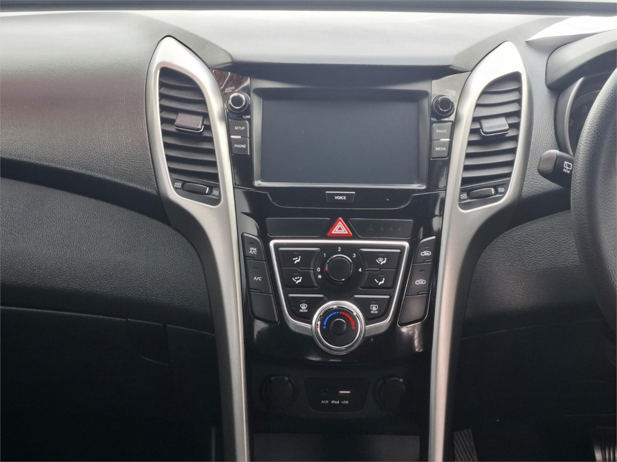 2016 HYUNDAI i30 GD4 SERIES 2 ACTIVE 6 SP AUTOMATIC 5D HATCHBACK