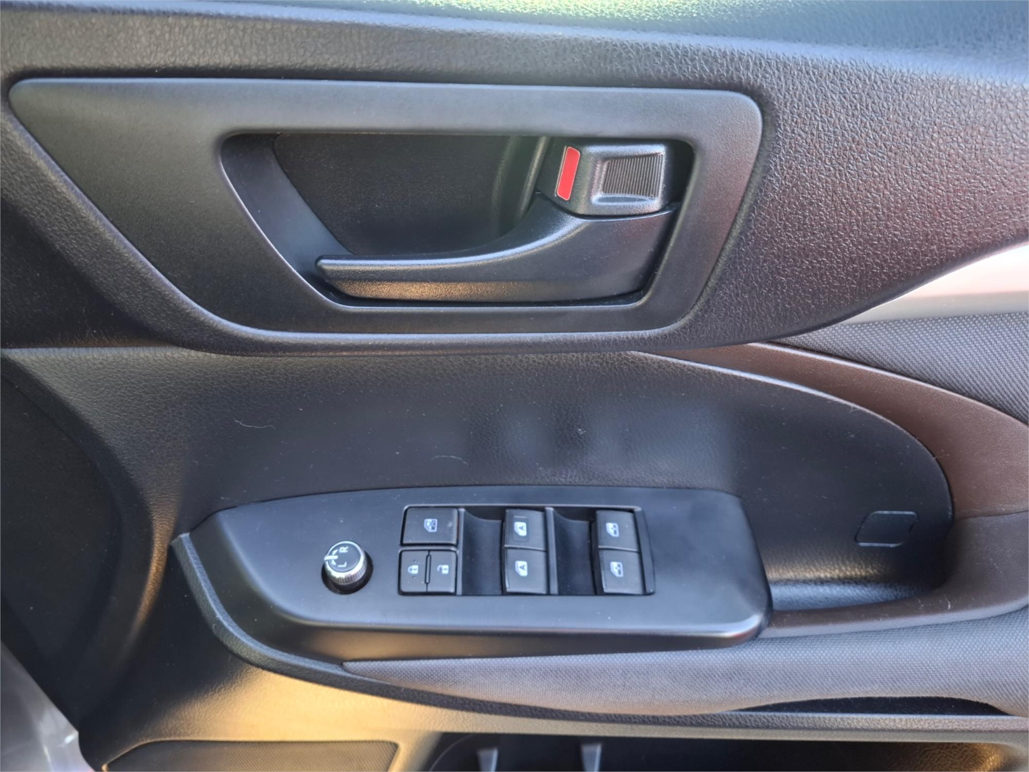 2014 TOYOTA KLUGER GSU50R GX SPORTS AUTOMATIC WAGON