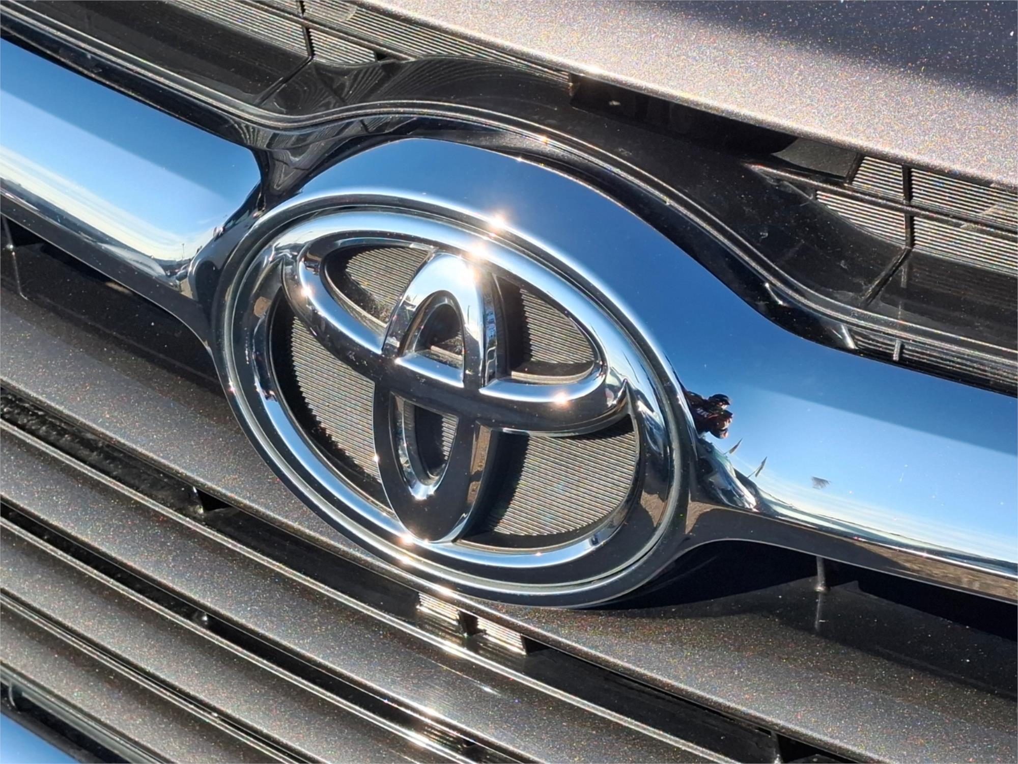2014 TOYOTA KLUGER GSU50R GX SPORTS AUTOMATIC WAGON