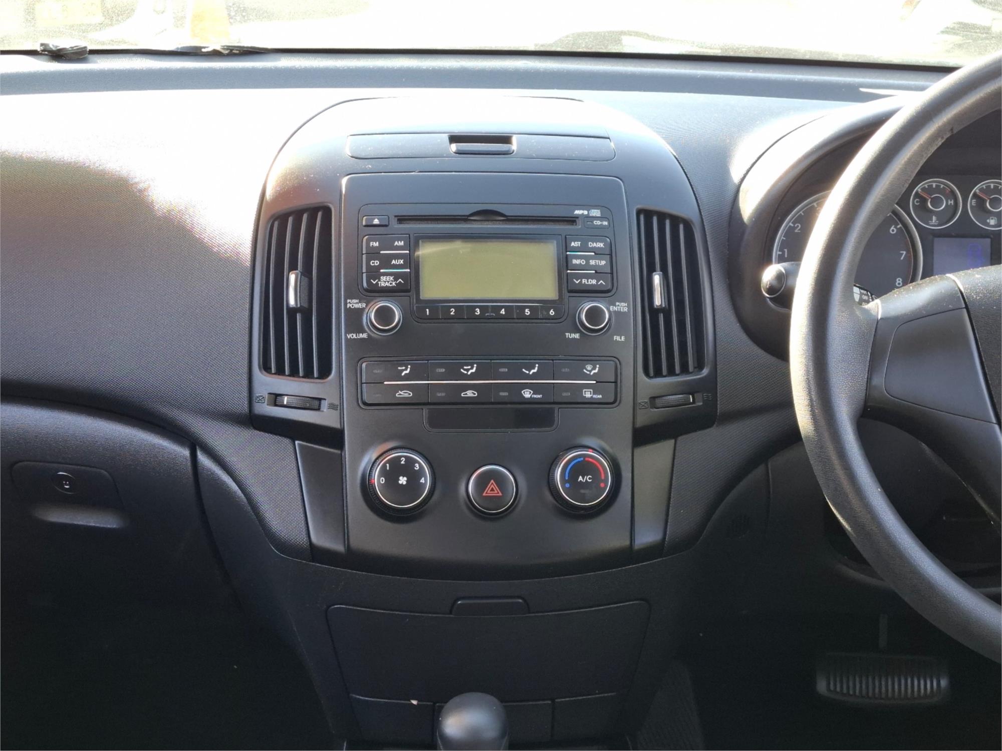 2010 HYUNDAI i30 FD MY10 SX 1.6 CRDi 4 SP AUTOMATIC 5D HATCHBACK
