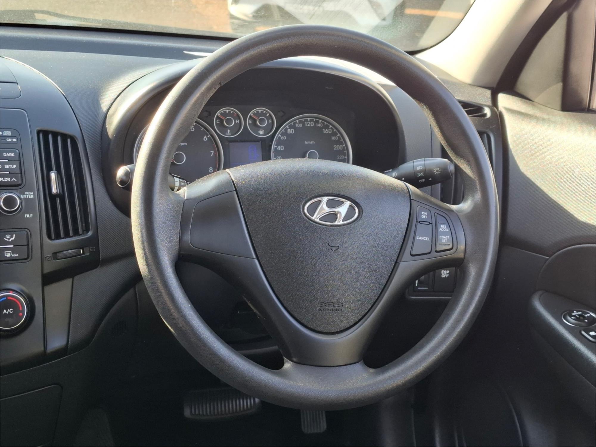 2010 HYUNDAI i30 FD MY10 SX 1.6 CRDi 4 SP AUTOMATIC 5D HATCHBACK