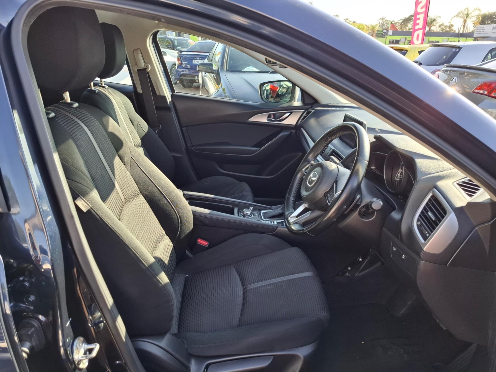 2018 MAZDA MAZDA3 BN MY17 MAXX 6 SP AUTOMATIC 5D HATCHBACK
