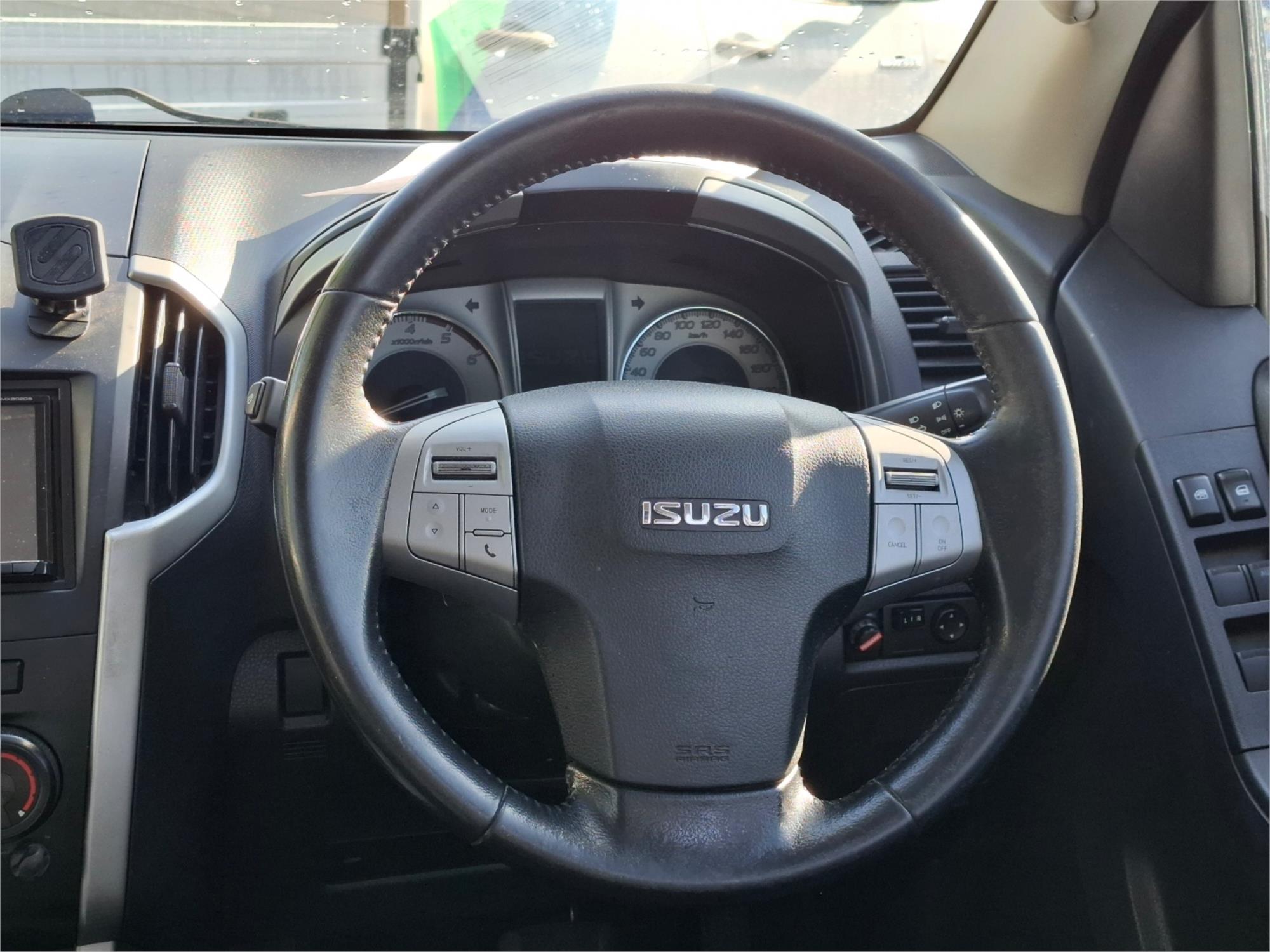 2014 ISUZU MU-X UC LS-M (4x4) 5 SP AUTOMATIC 4D WAGON