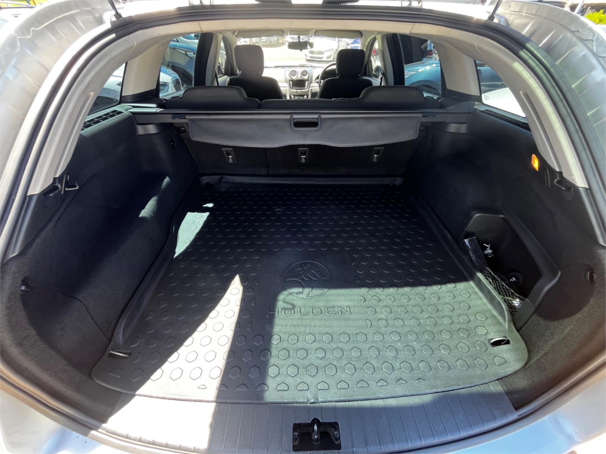 2012 HOLDEN COMMODORE VE II MY12.5 SV6 6 SP AUTOMATIC 4D SPORTWAGON