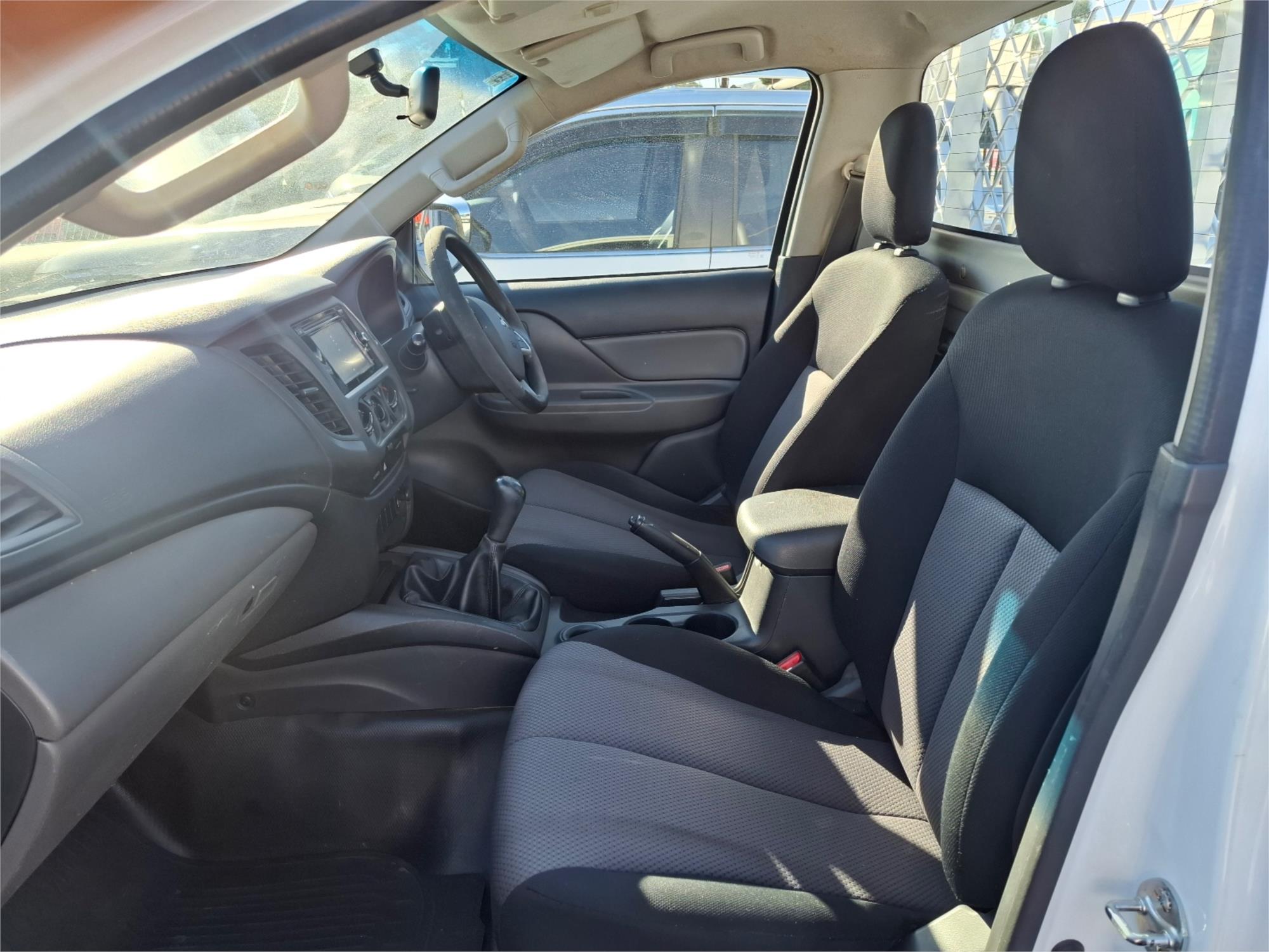 2017 MITSUBISHI TRITON MQ MY17 GLX (4x4) 6 SP MANUAL C/CHAS