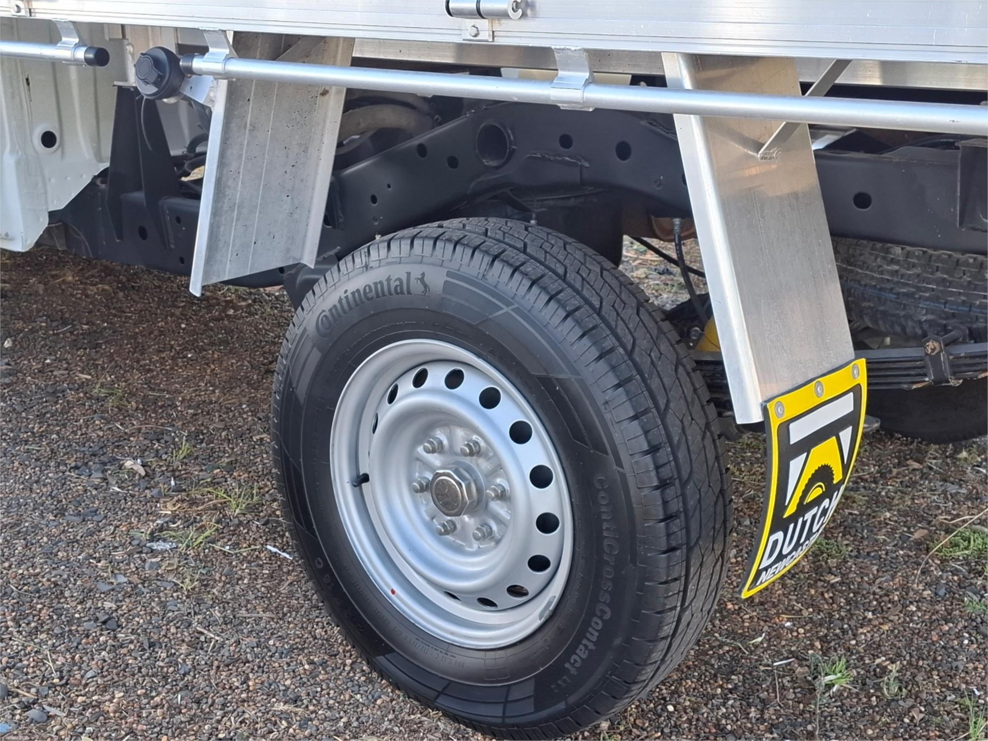 2017 MITSUBISHI TRITON MQ MY17 GLX (4x4) 6 SP MANUAL C/CHAS