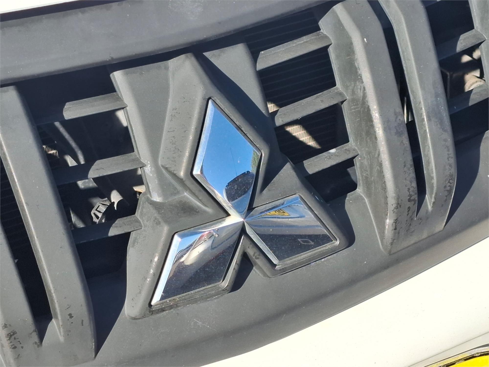 2017 MITSUBISHI TRITON MQ MY17 GLX (4x4) 6 SP MANUAL C/CHAS