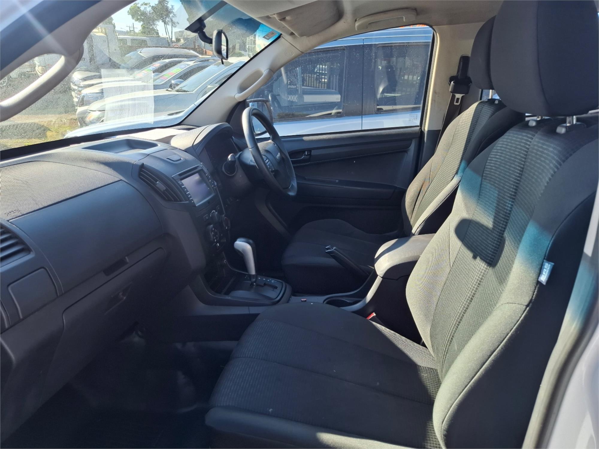 2018 ISUZU D-MAX TF MY17 SX (4x4) 6 SP AUTOMATIC C/CHAS