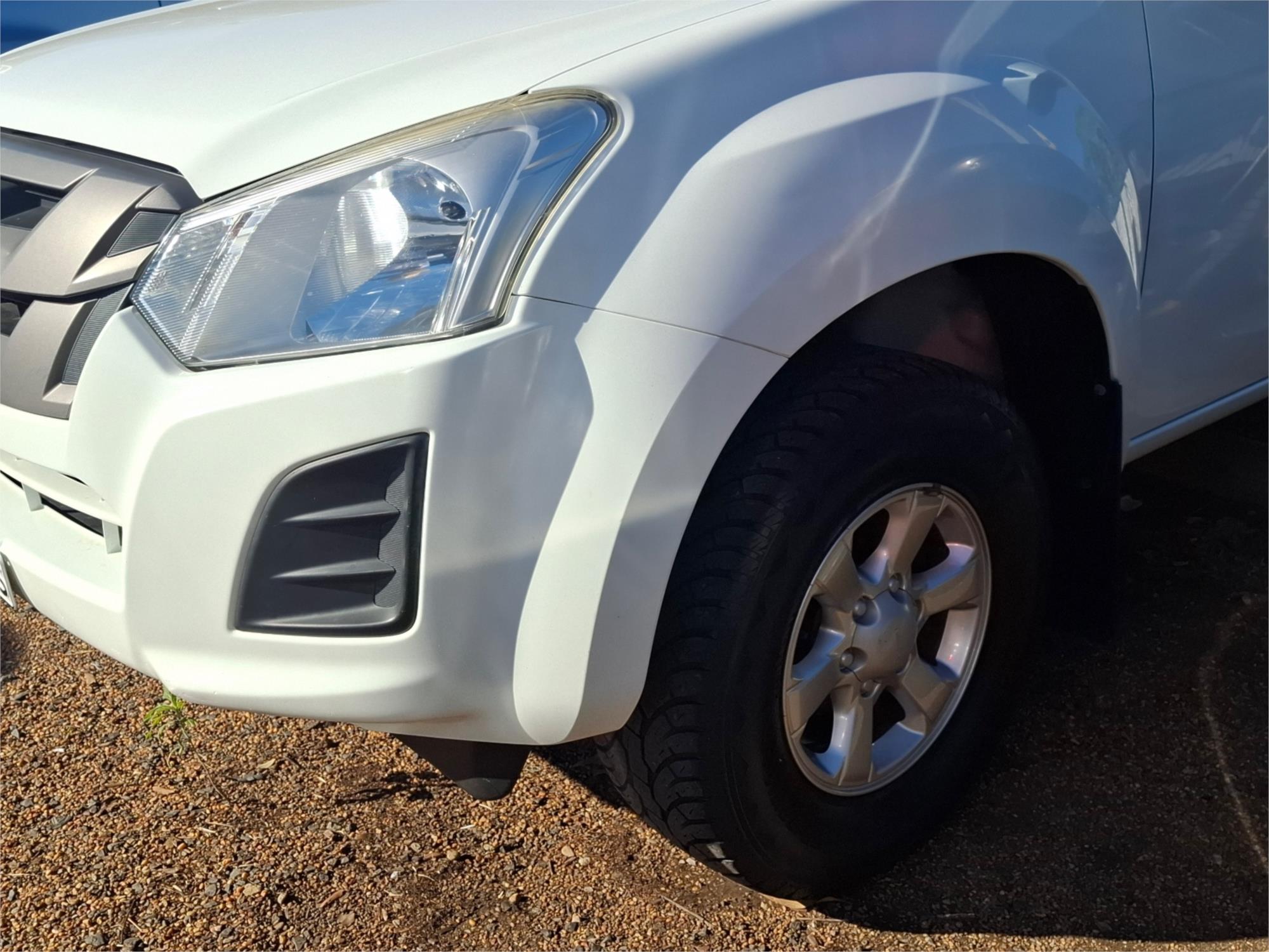 2018 ISUZU D-MAX TF MY17 SX (4x4) 6 SP AUTOMATIC C/CHAS
