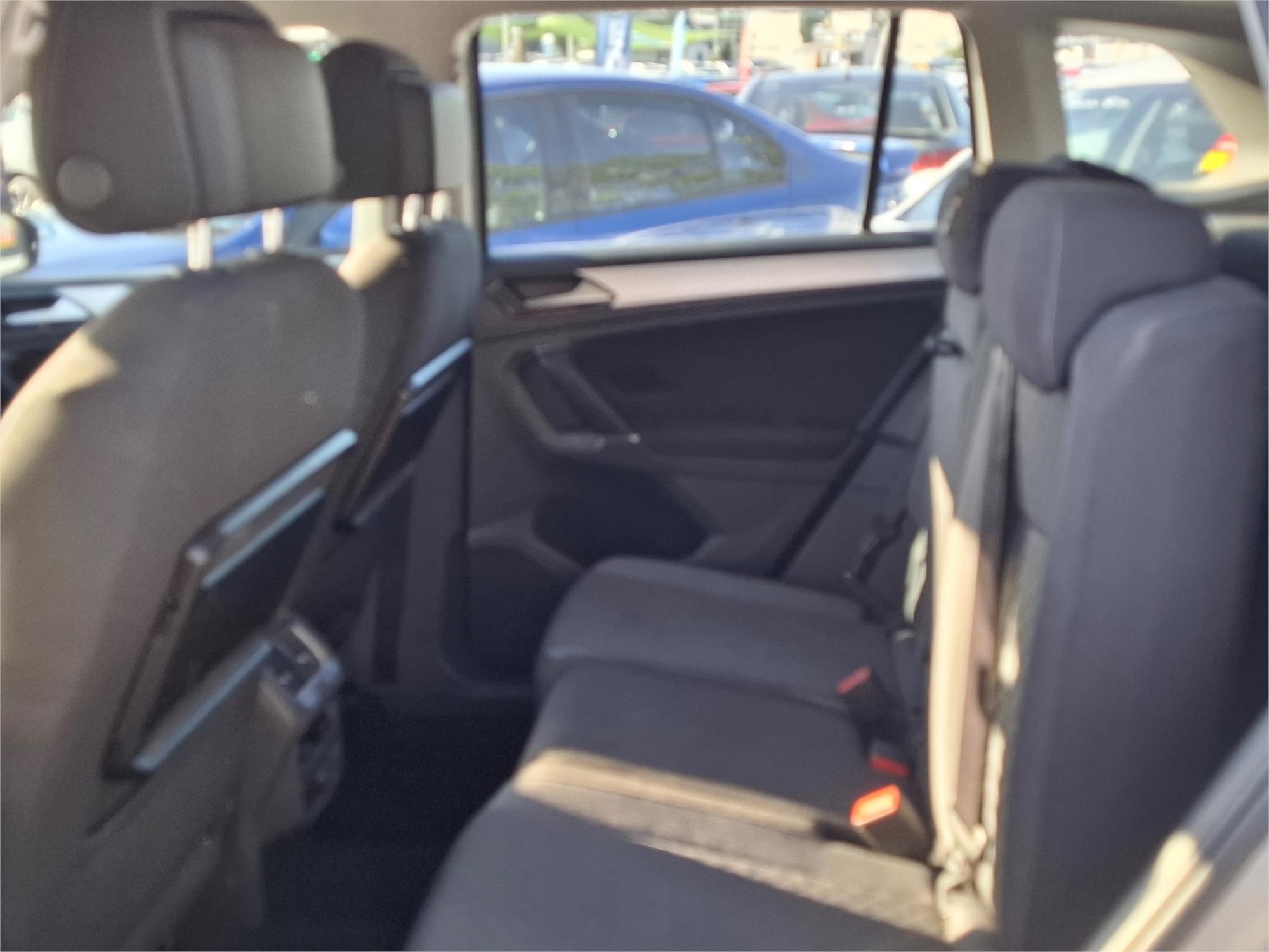 2017 VOLKSWAGEN TIGUAN 5NA 110 TSI TRENDLINE 6 SP AUTO DIRECT SHIFT 4D WAGON