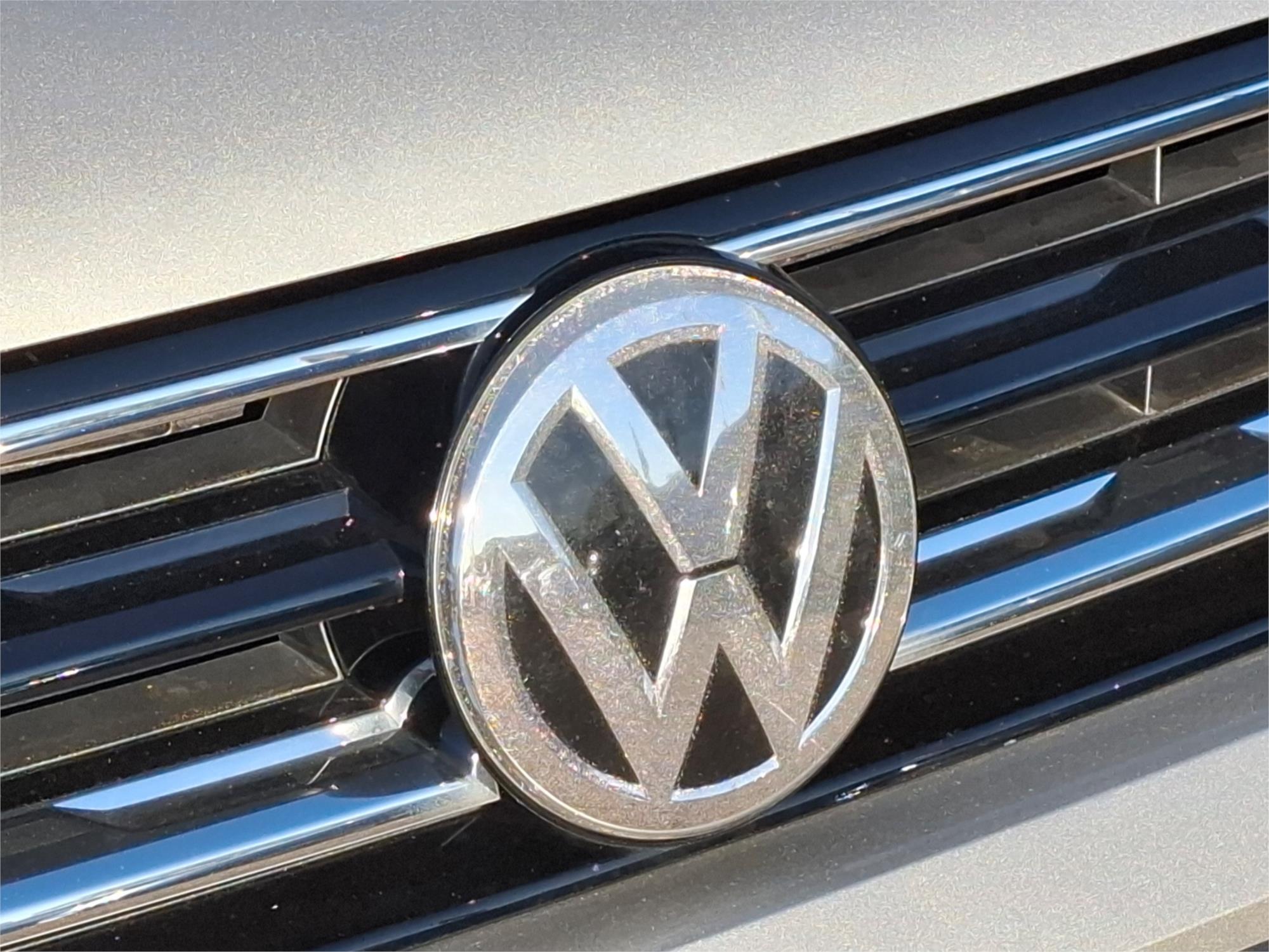 2017 VOLKSWAGEN TIGUAN 5NA 110 TSI TRENDLINE 6 SP AUTO DIRECT SHIFT 4D WAGON