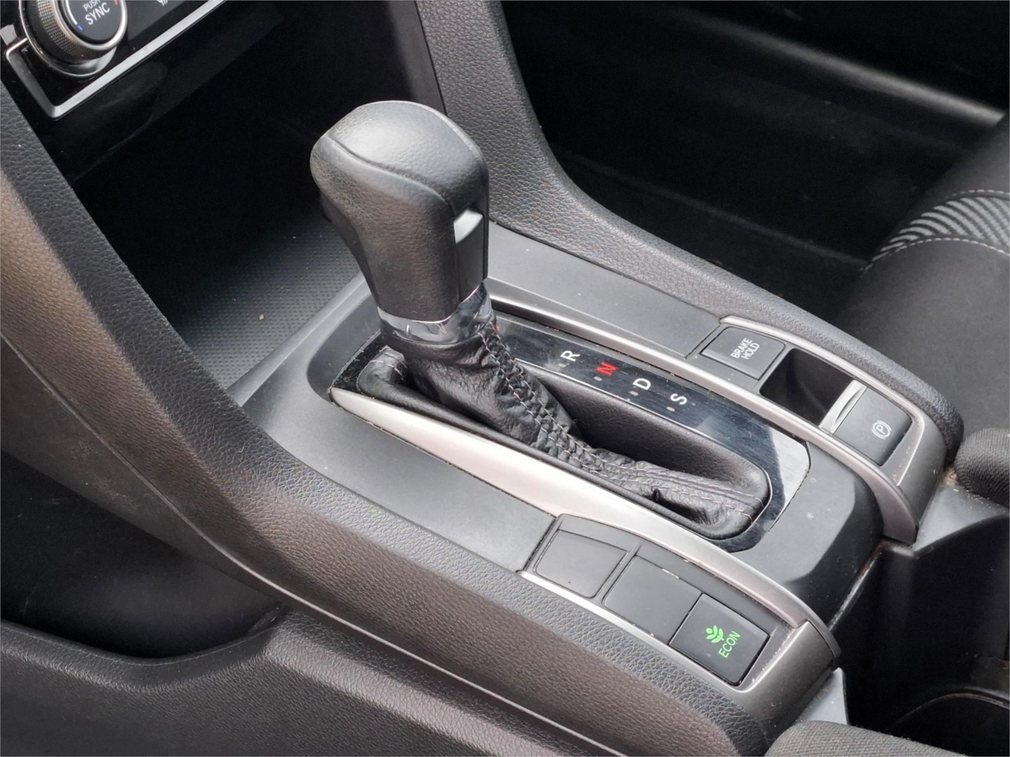 2017 HONDA CIVIC MY17 VTi-L CONTINUOUS VARIABLE 5D HATCHBACK