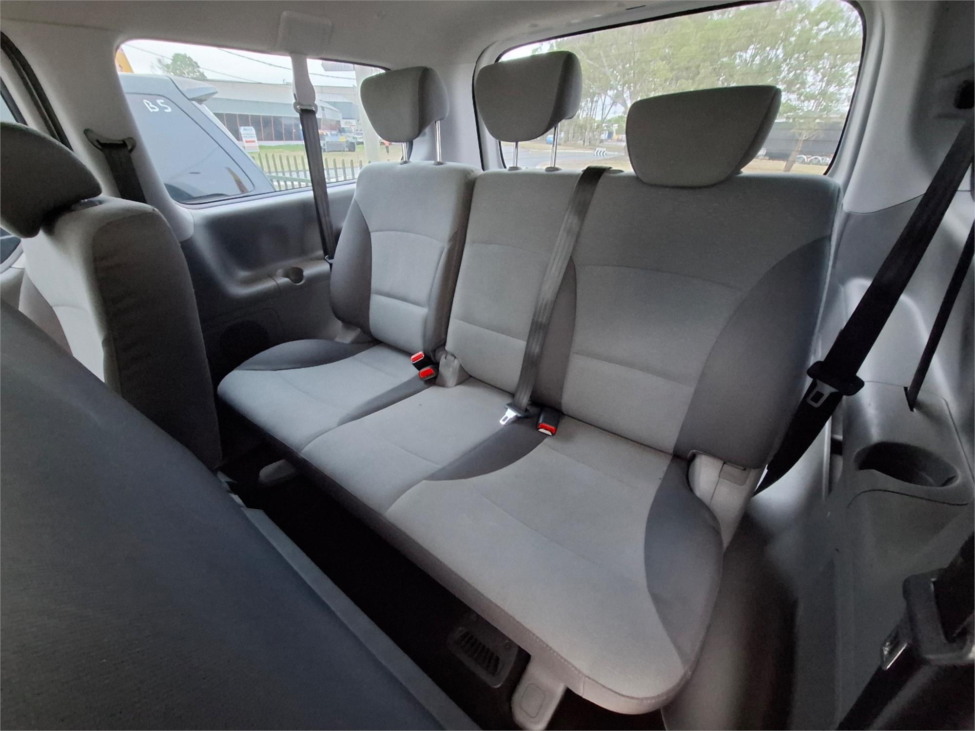 2012 HYUNDAI iMAX TQ-W AUTOMATIC VAN