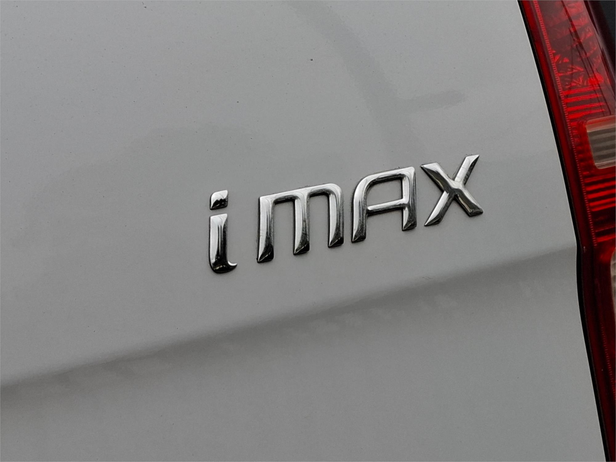 2012 HYUNDAI iMAX TQ-W AUTOMATIC VAN