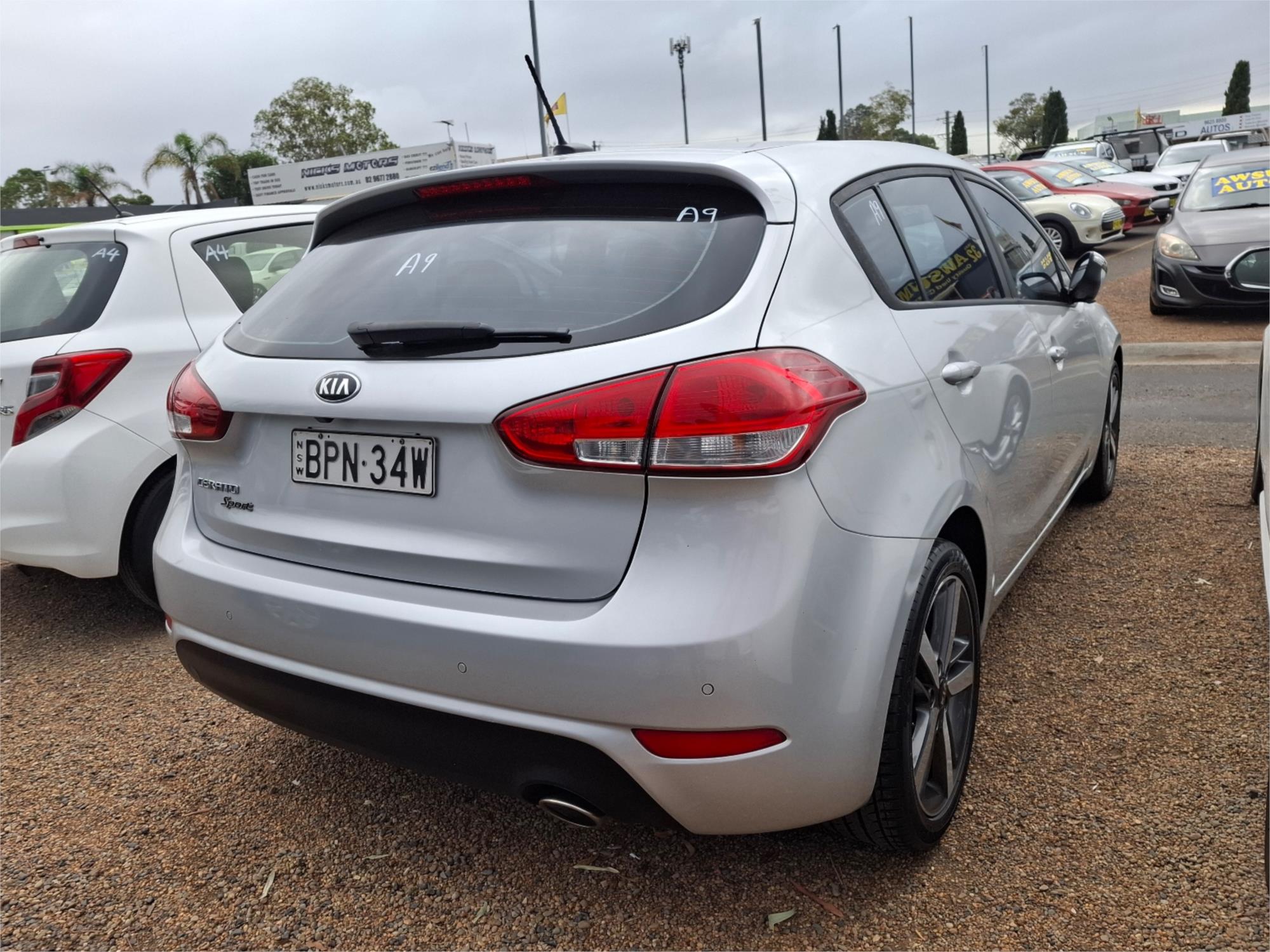 2017 KIA CERATO YD MY17 S 6 SP AUTO SEQ SPORTSHIFT 5D HATCHBACK