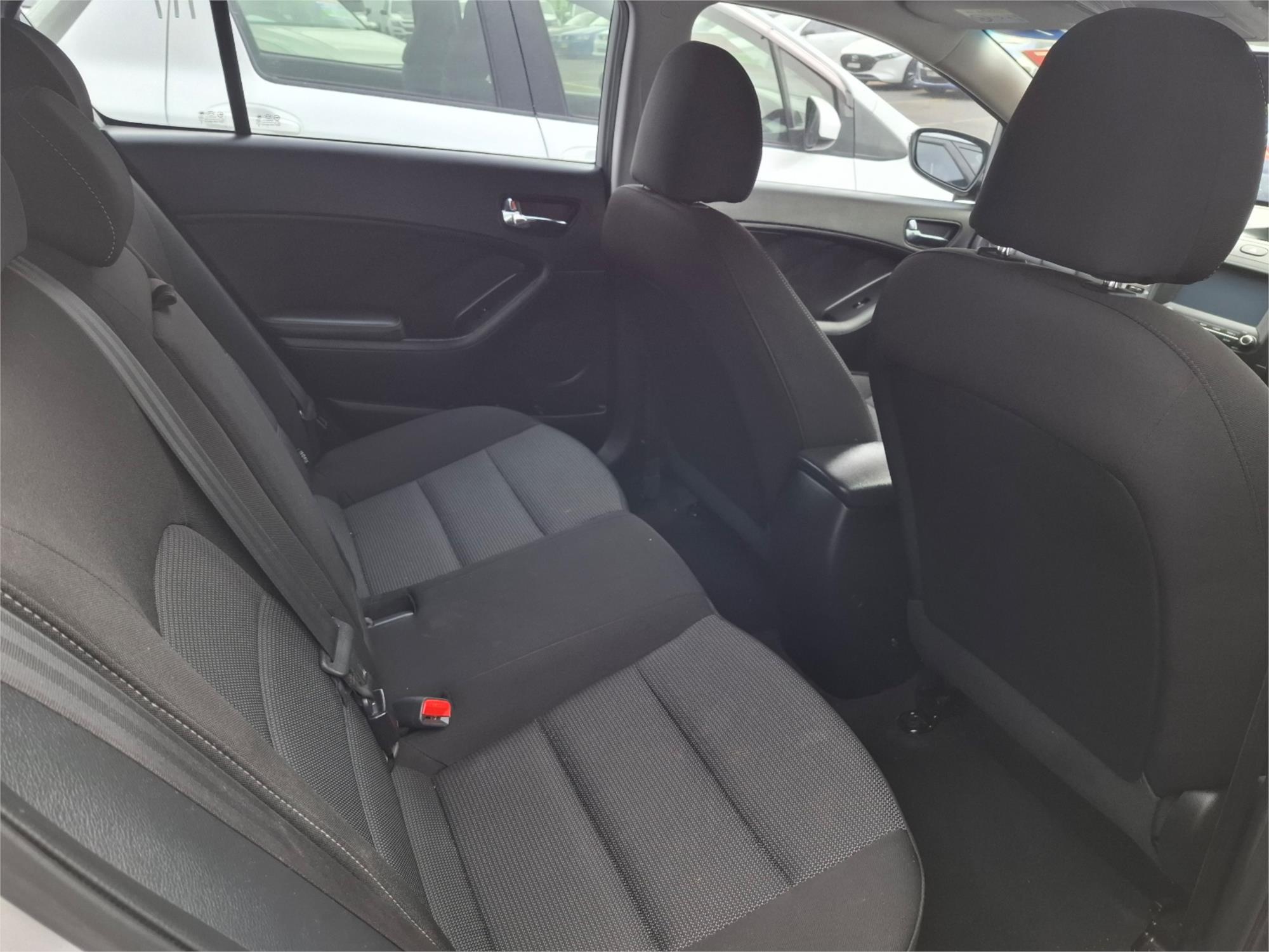 2017 KIA CERATO YD MY17 S 6 SP AUTO SEQ SPORTSHIFT 5D HATCHBACK
