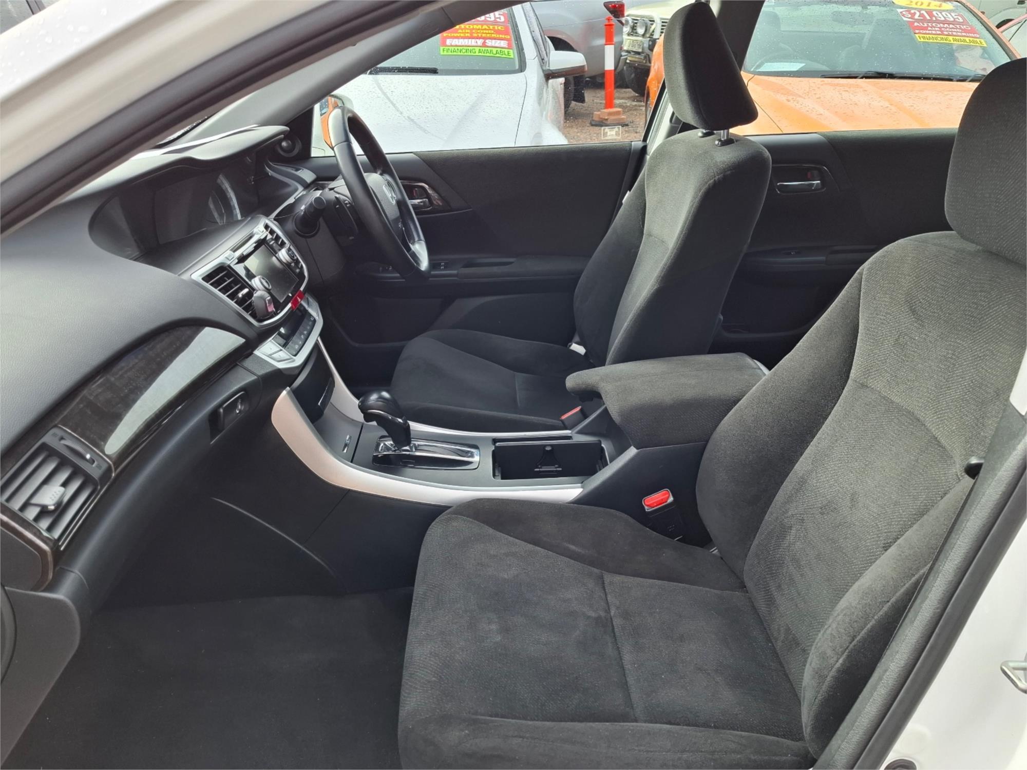 2013 HONDA ACCORD 60 VTi-S 5 SP AUTOMATIC 4D SEDAN