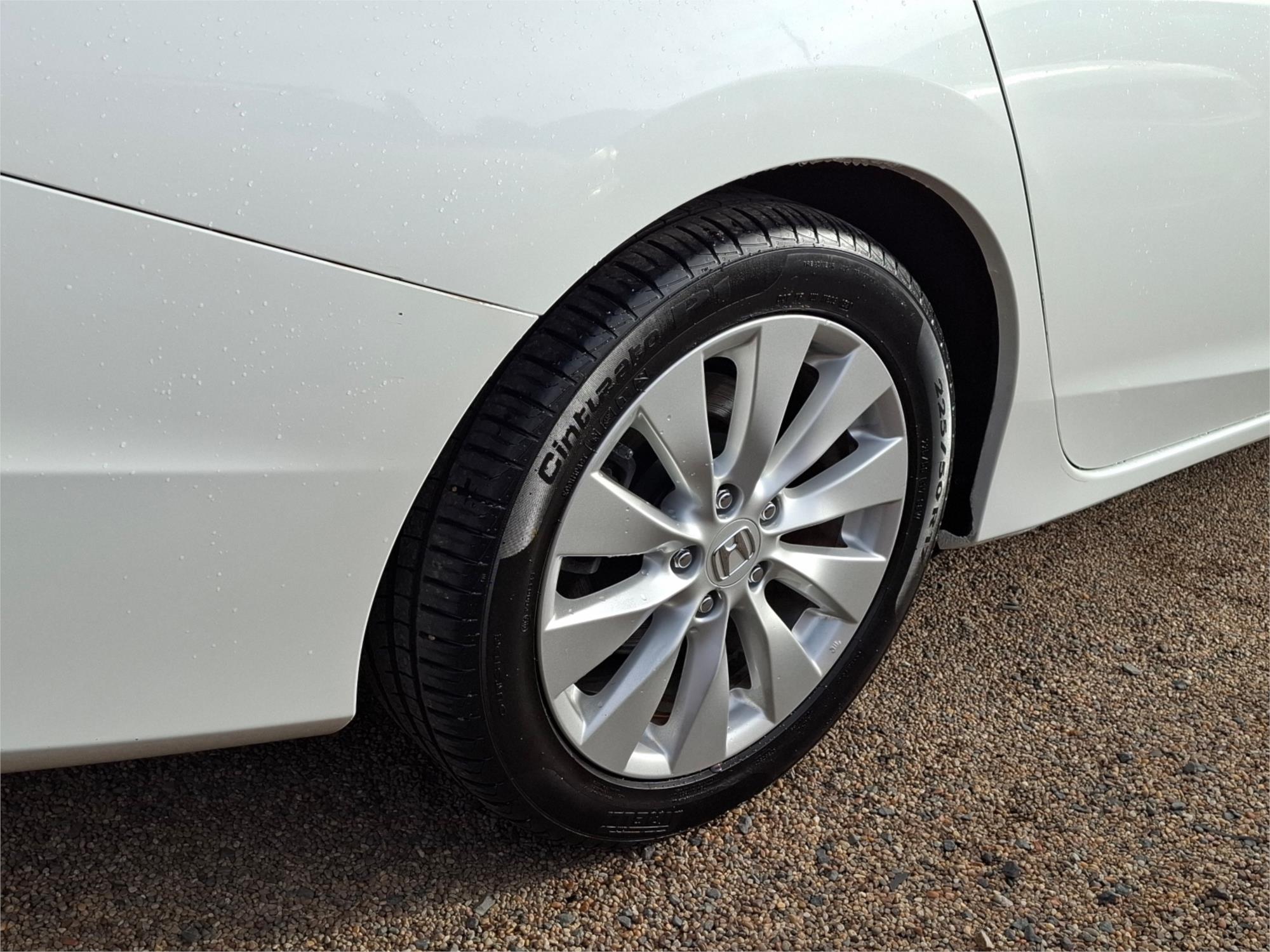 2013 HONDA ACCORD 60 VTi-S 5 SP AUTOMATIC 4D SEDAN