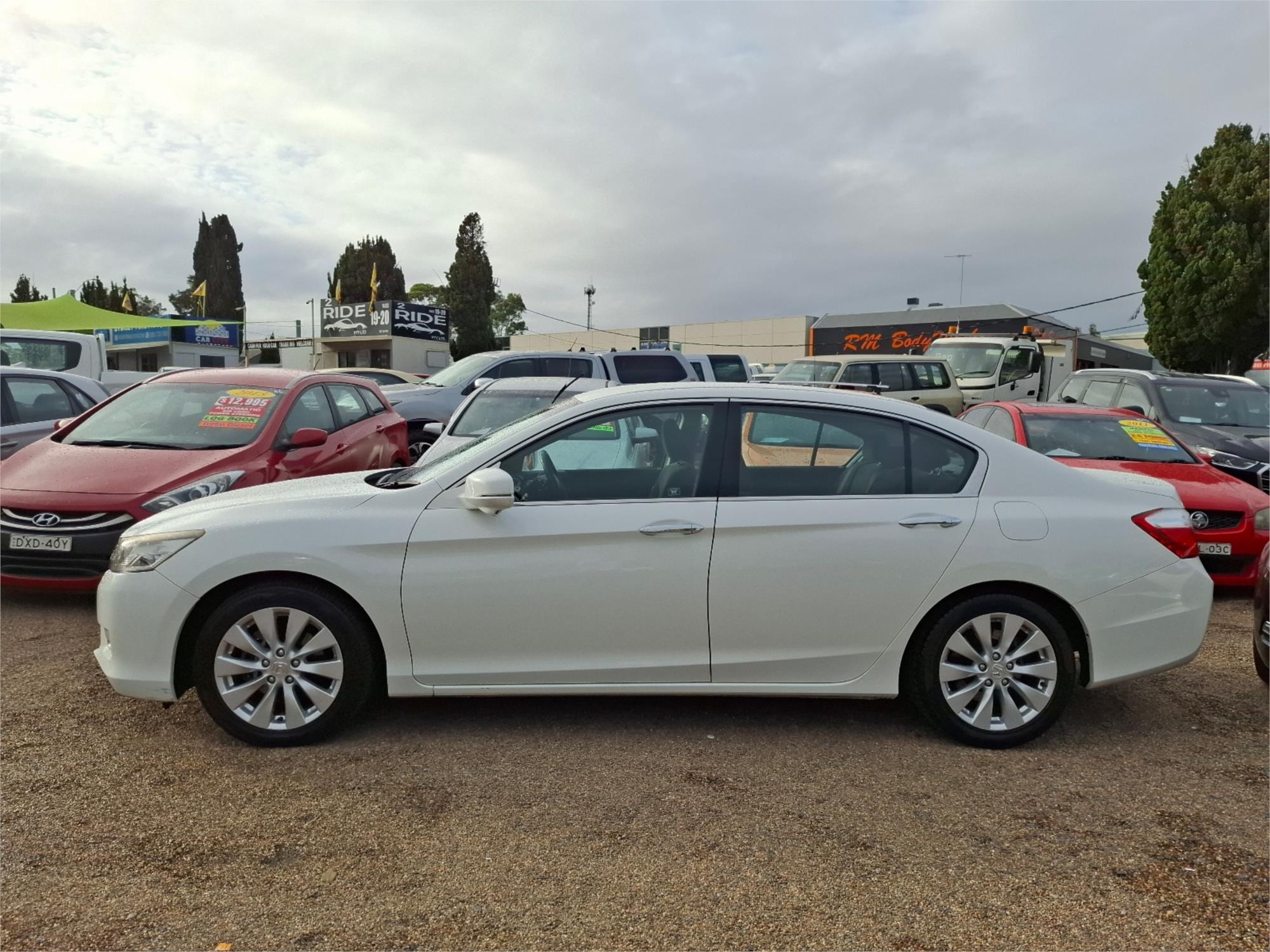 2013 HONDA ACCORD 60 VTi-S 5 SP AUTOMATIC 4D SEDAN