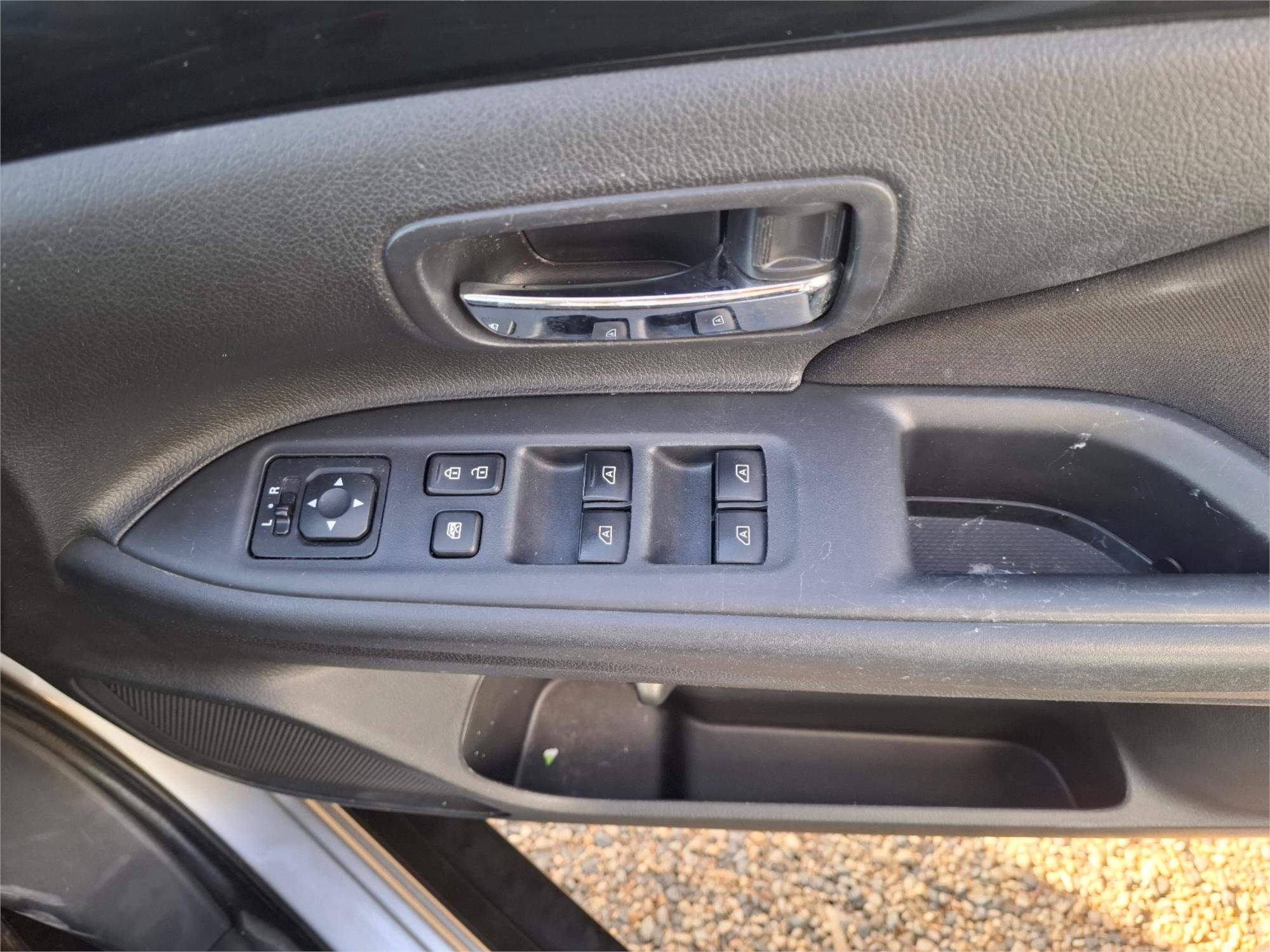 2019 MITSUBISHI OUTLANDER ZL MY19 ES 7 SEAT (2WD) CONTINUOUS VARIABLE 4D WAGON