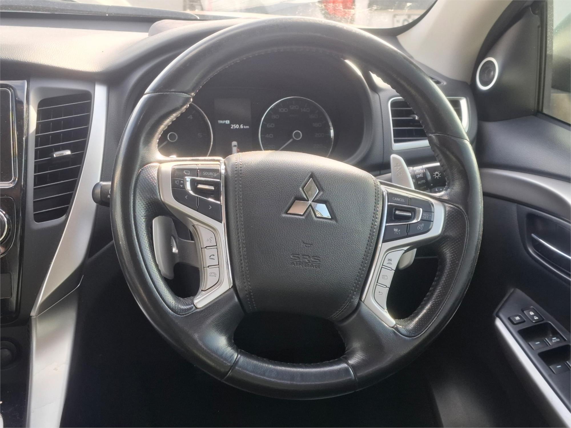 2017 MITSUBISHI PAJERO SPORT MY17 EXCEED (4x4) 7 SEAT 8 SP AUTOMATIC 4D WAGON