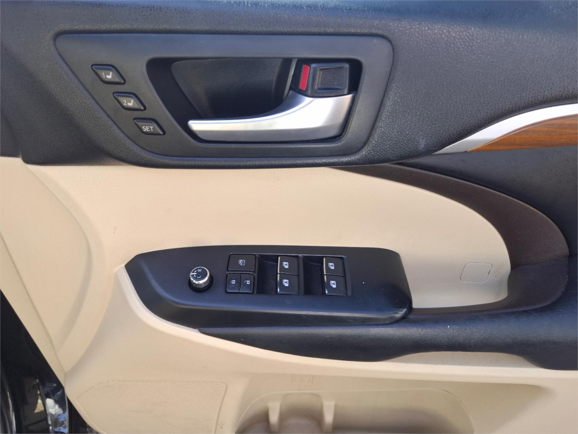 2017 TOYOTA KLUGER GSU55R MY17 GRANDE (4x4) 8 SP AUTOMATIC 4D WAGON