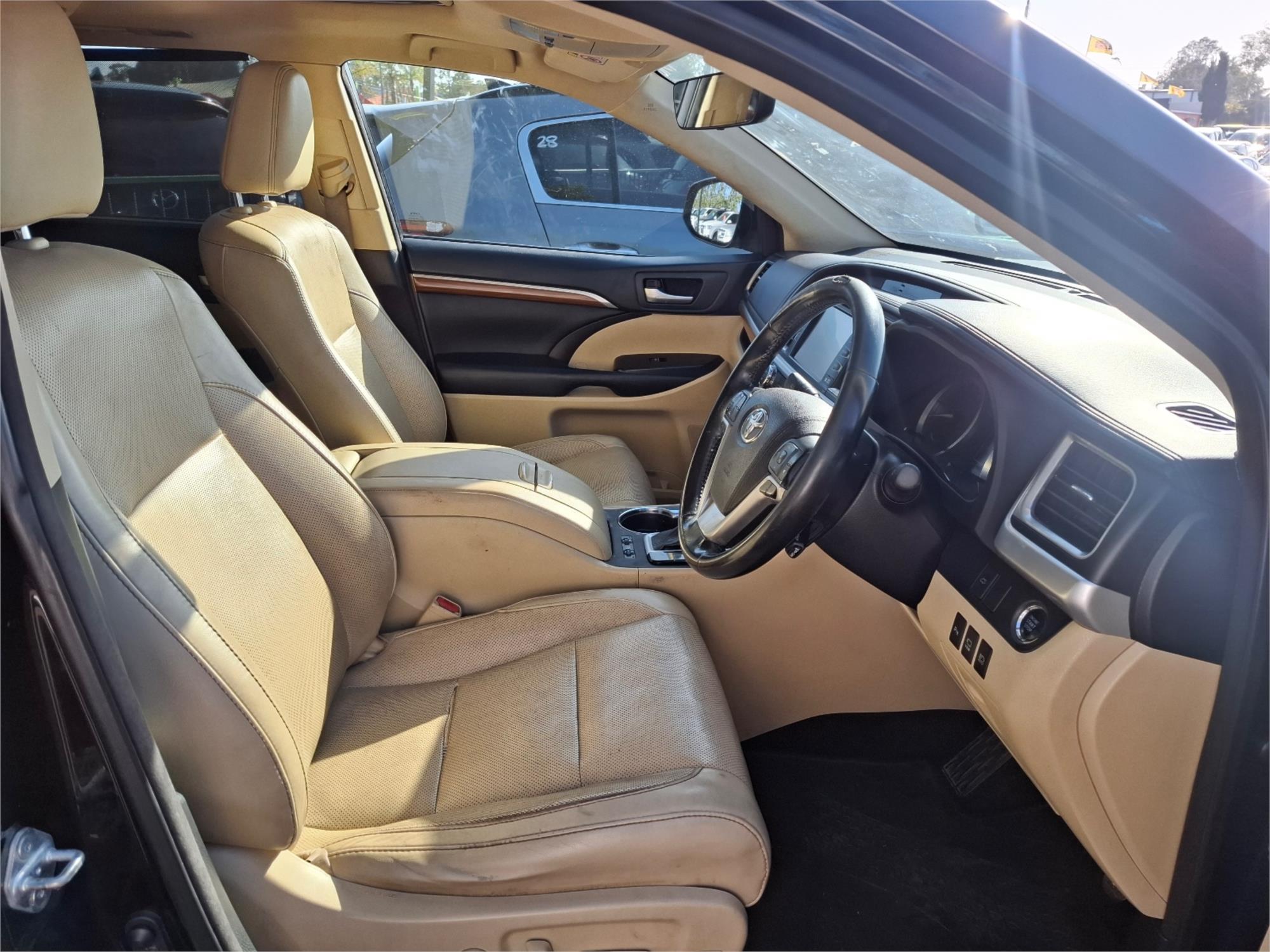 2017 TOYOTA KLUGER GSU55R MY17 GRANDE (4x4) 8 SP AUTOMATIC 4D WAGON