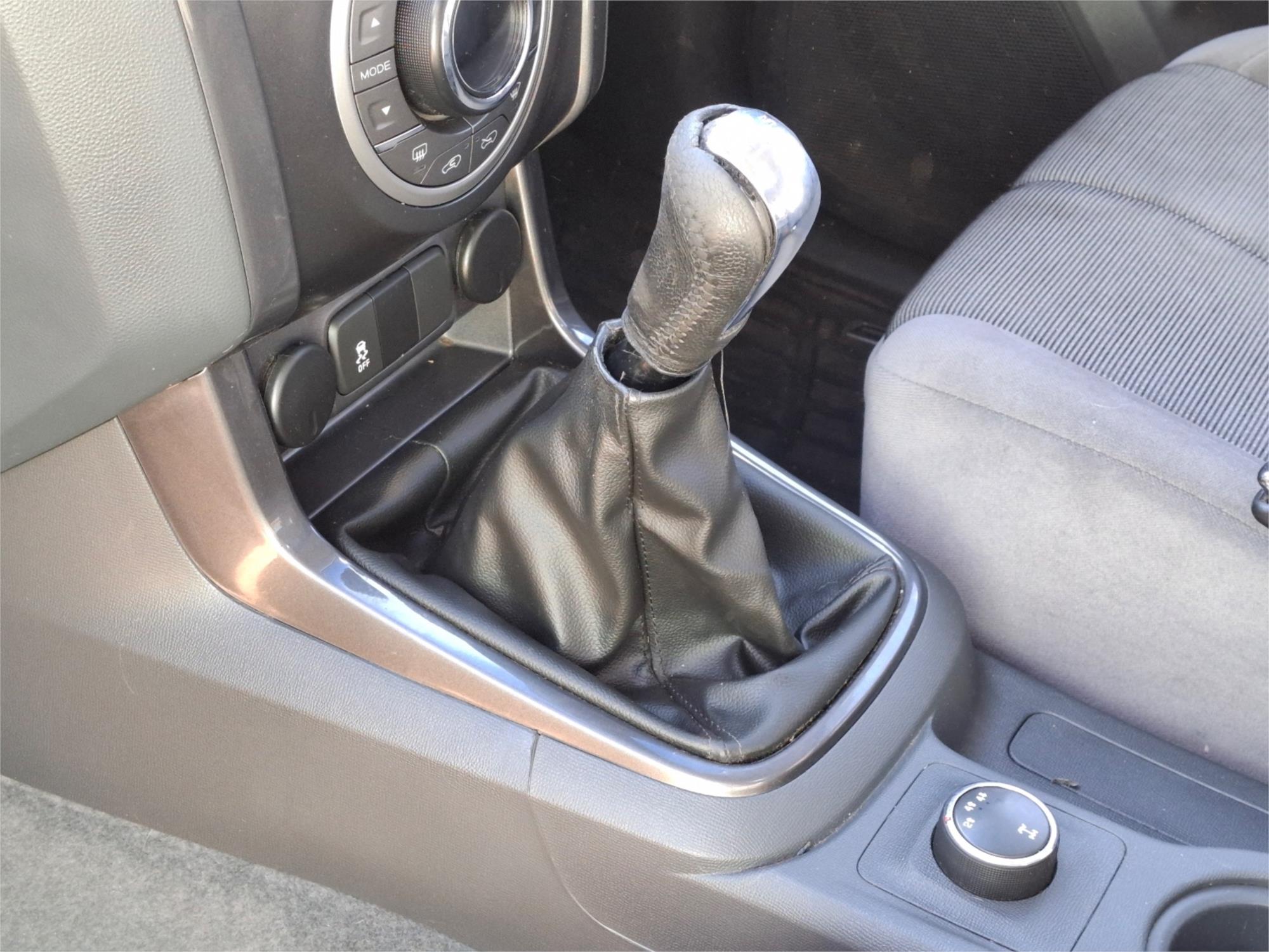 2013 HOLDEN COLORADO RG LTZ (4x4) 5 SP MANUAL CREW CAB P/UP