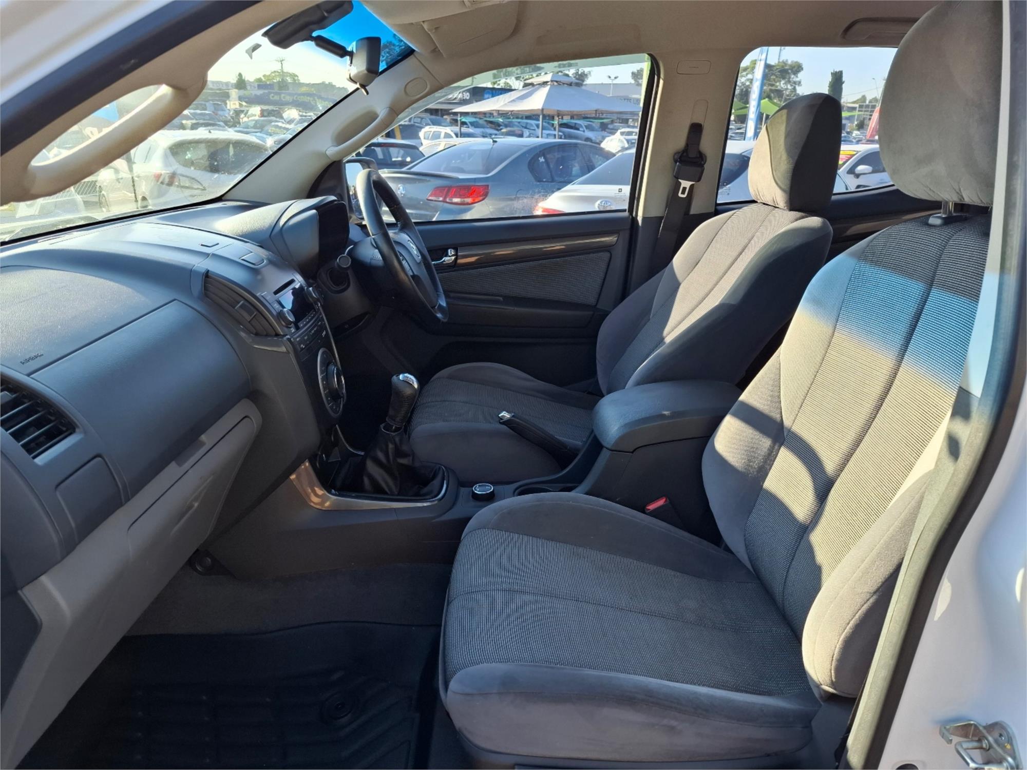 2013 HOLDEN COLORADO RG LTZ (4x4) 5 SP MANUAL CREW CAB P/UP