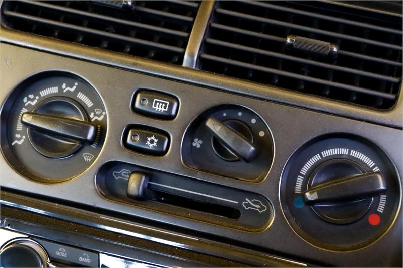 2002 MITSUBISHI MAGNA TJ AUTOMATIC WAGON