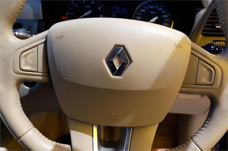 2010 RENAULT LAGUNA III B91 PRIVILEGE SPORTS AUTOMATIC HATCHBACK
