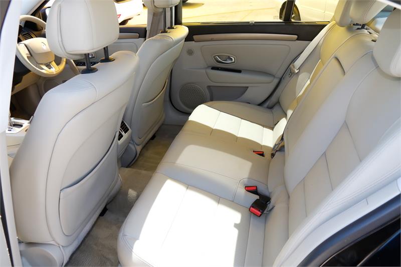 2010 RENAULT LAGUNA III B91 PRIVILEGE SPORTS AUTOMATIC HATCHBACK