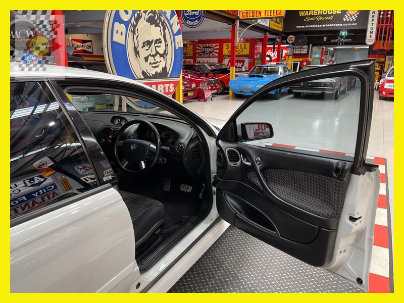 2003 HOLDEN COMMODORE VY SS 6 SP MANUAL 4D SEDAN