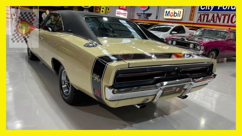 1969 DODGE CHARGER R/T AUTO 2D HARDTOP